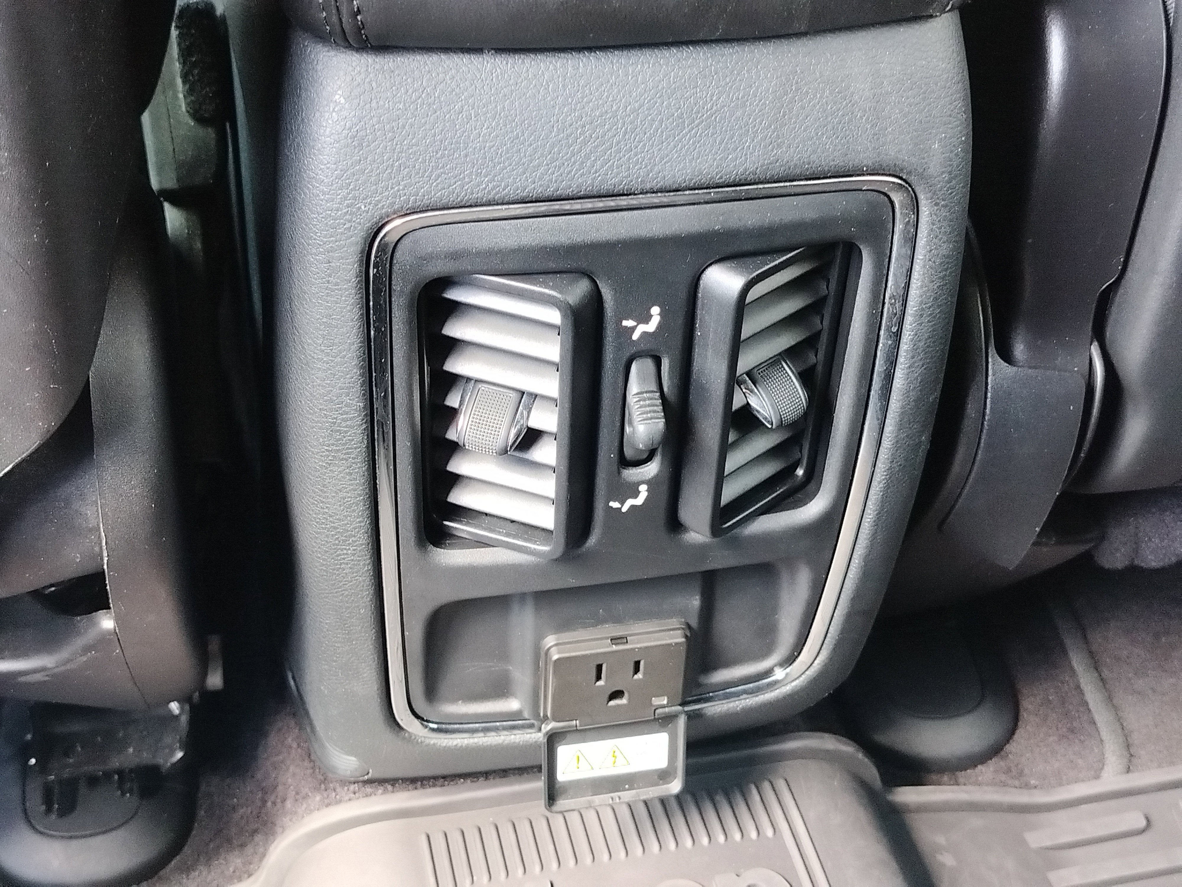 2018 Jeep Grand Cherokee Laredo E