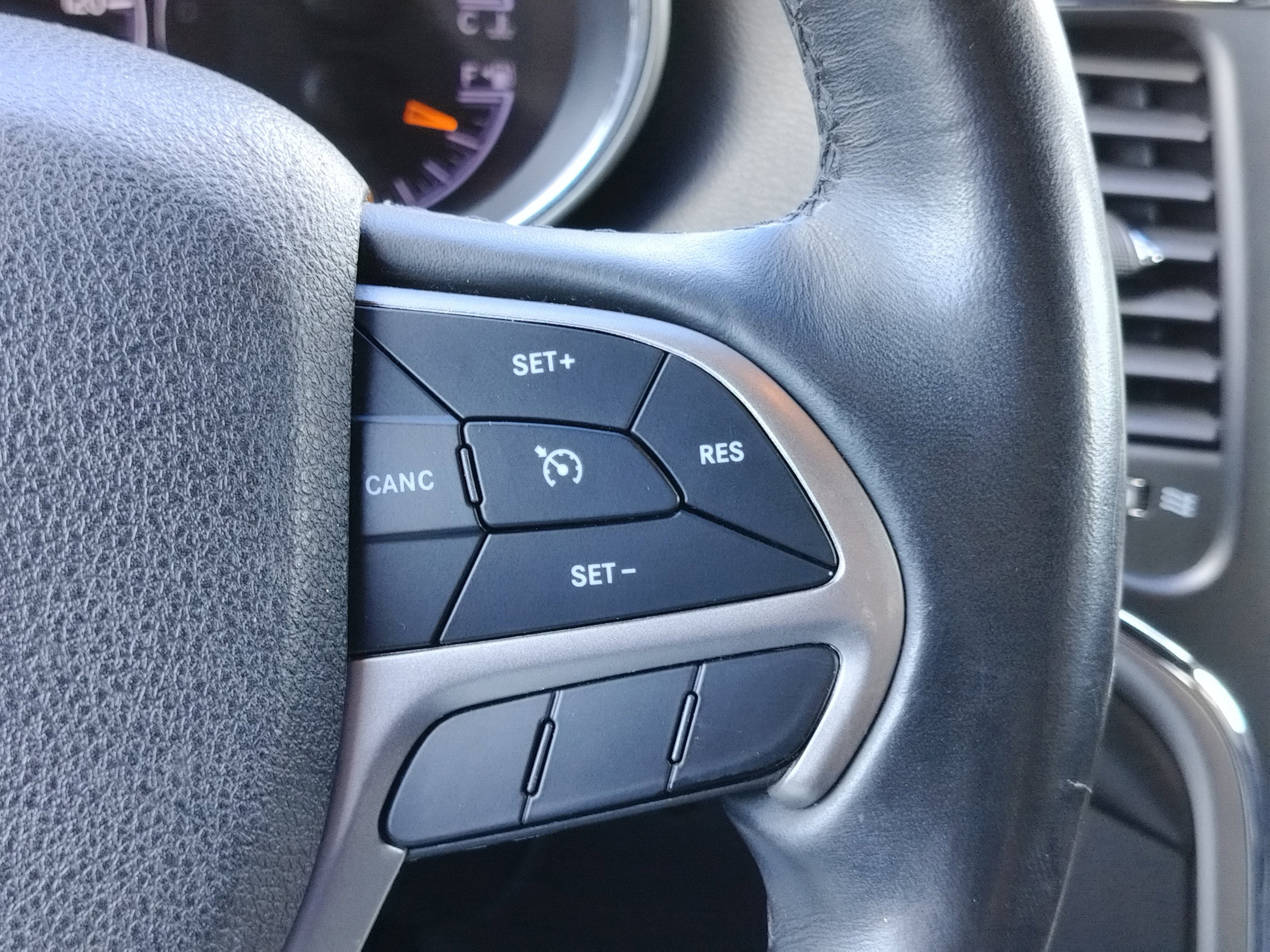 2018 Jeep Grand Cherokee Laredo E