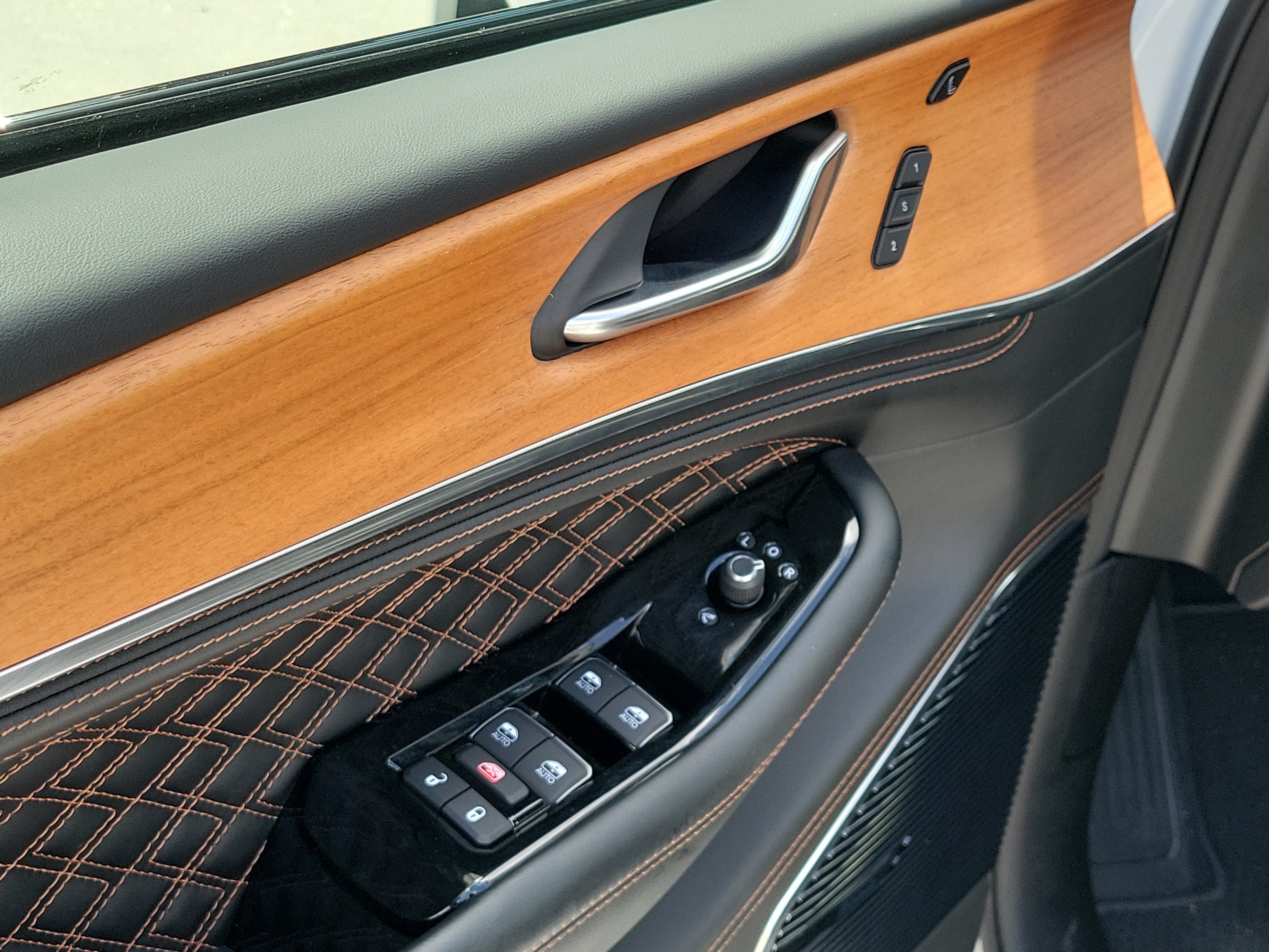 2025 Jeep Grand Cherokee Summit Reserve