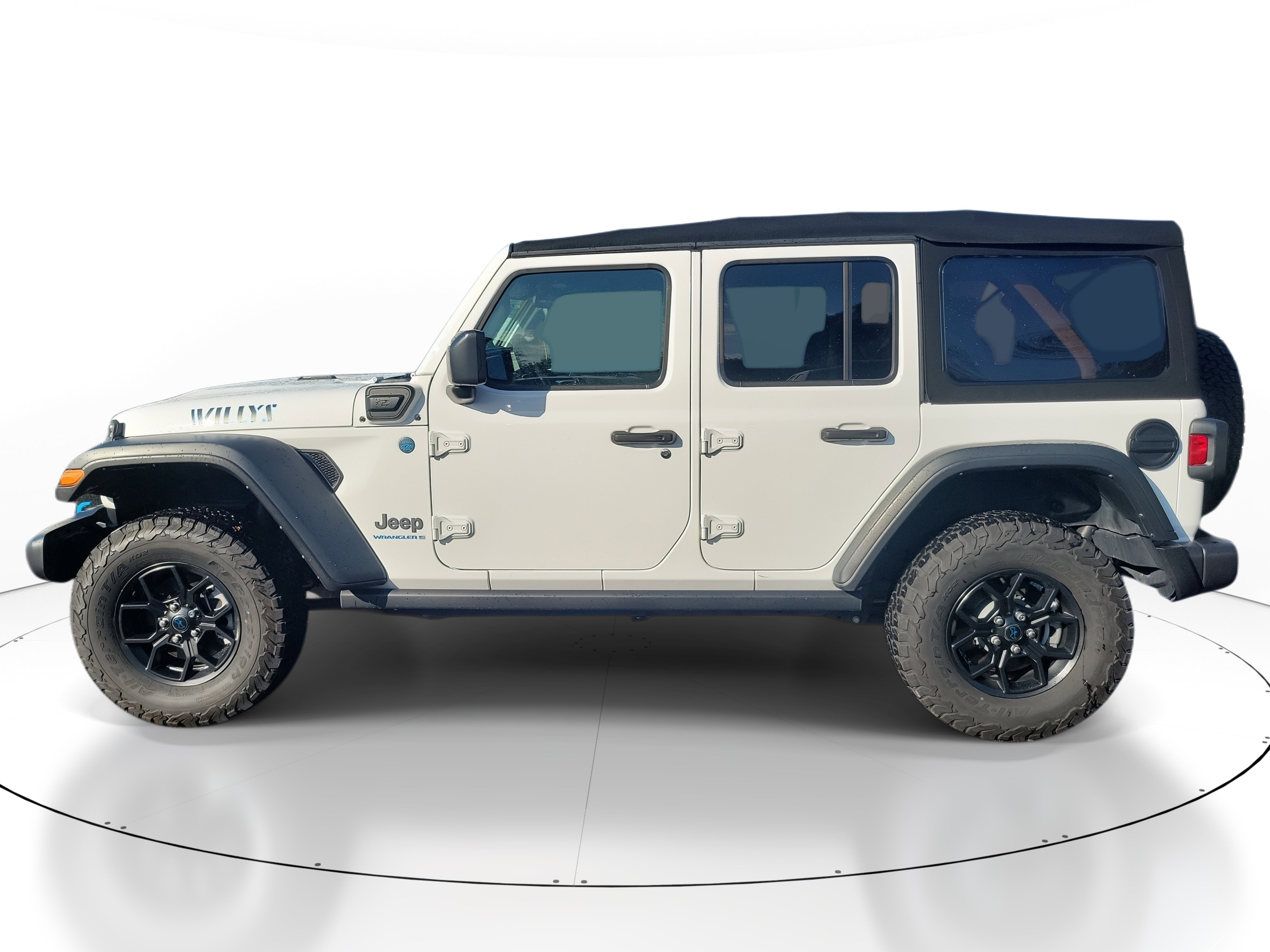 2024 Jeep Wrangler 4xe Willys