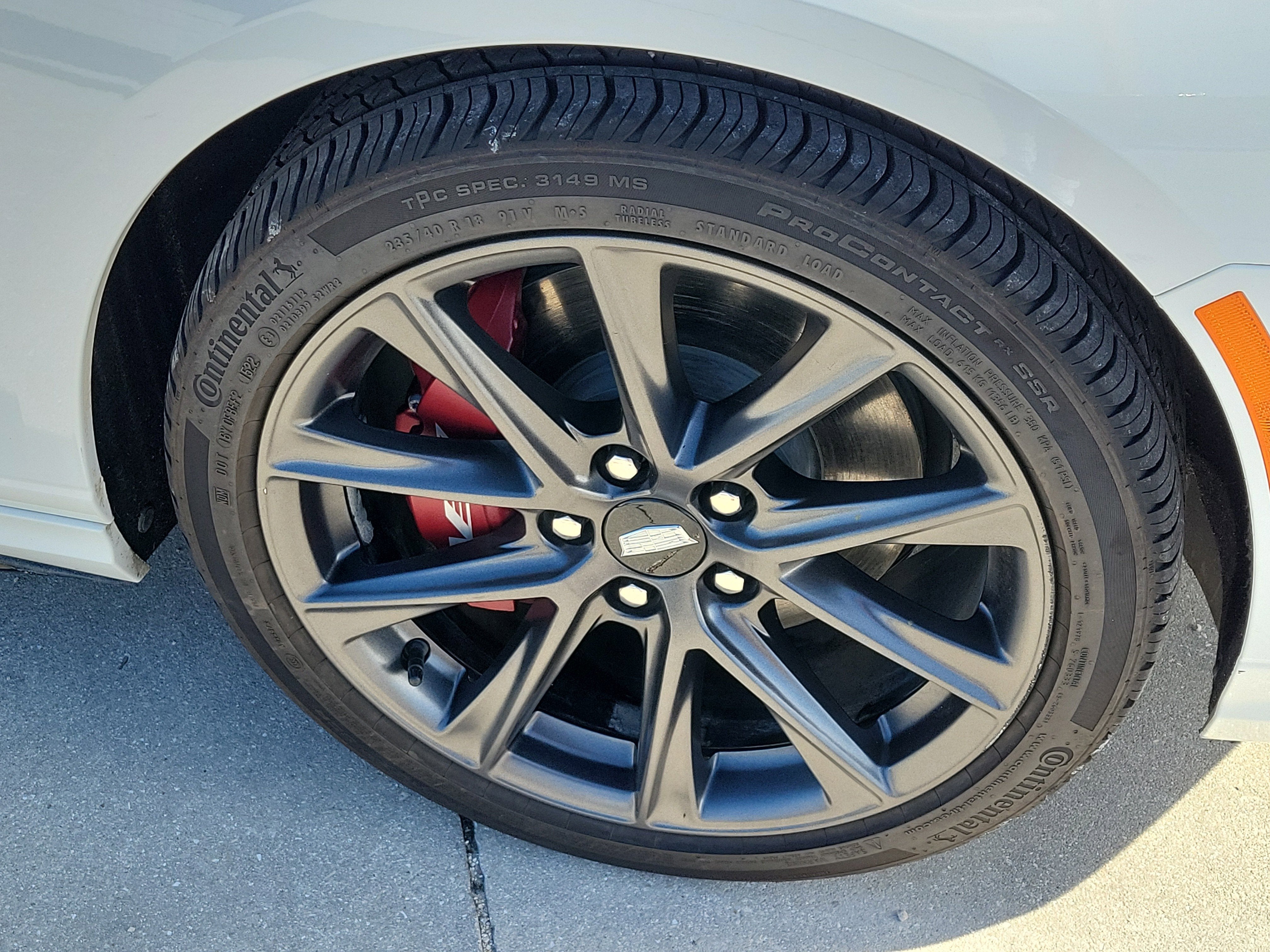 2024 Cadillac CT4Ilook Sport