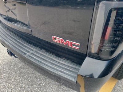 2011 GMC Yukon SLE