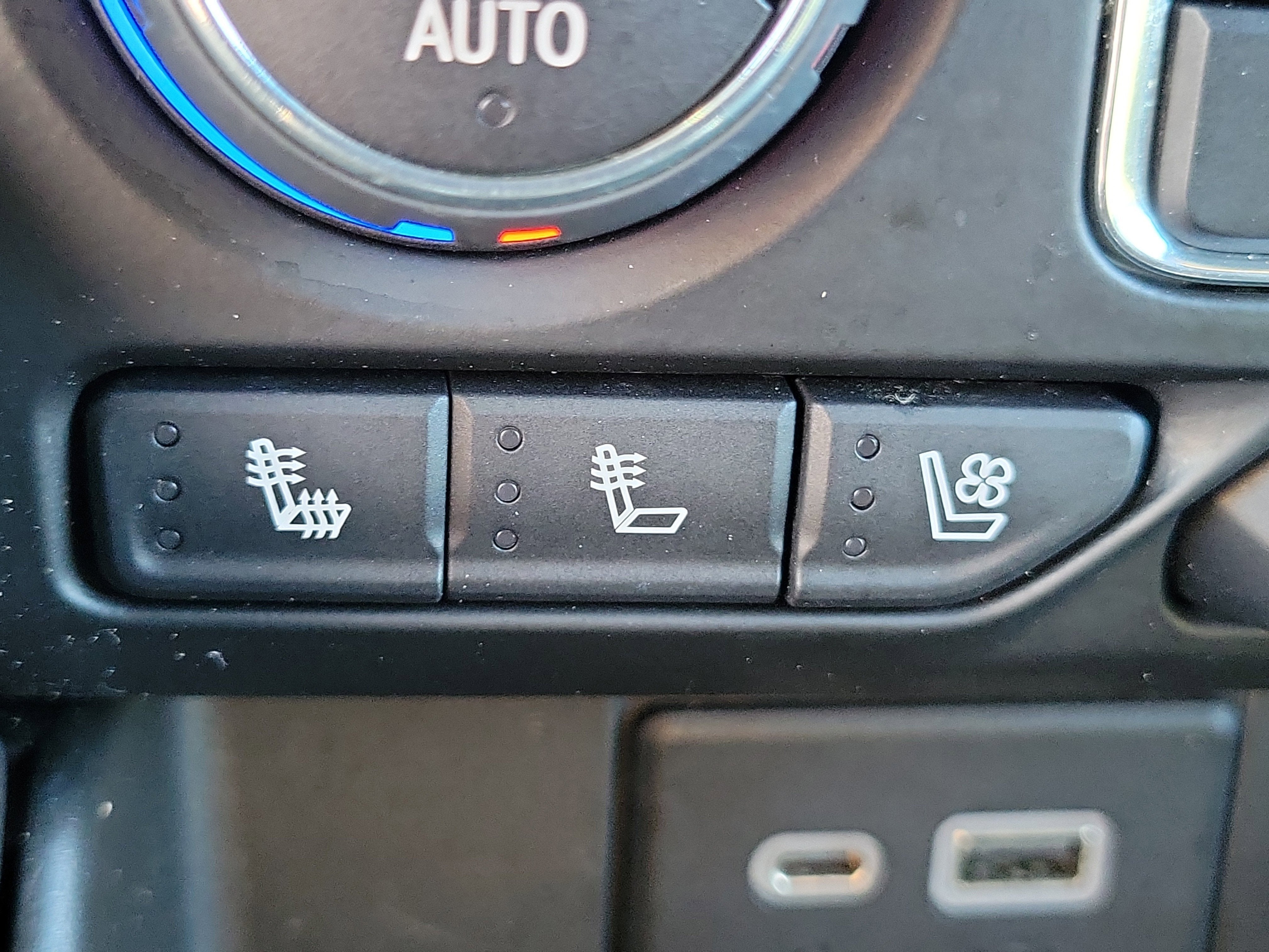 2022 Chevrolet Suburban Premier