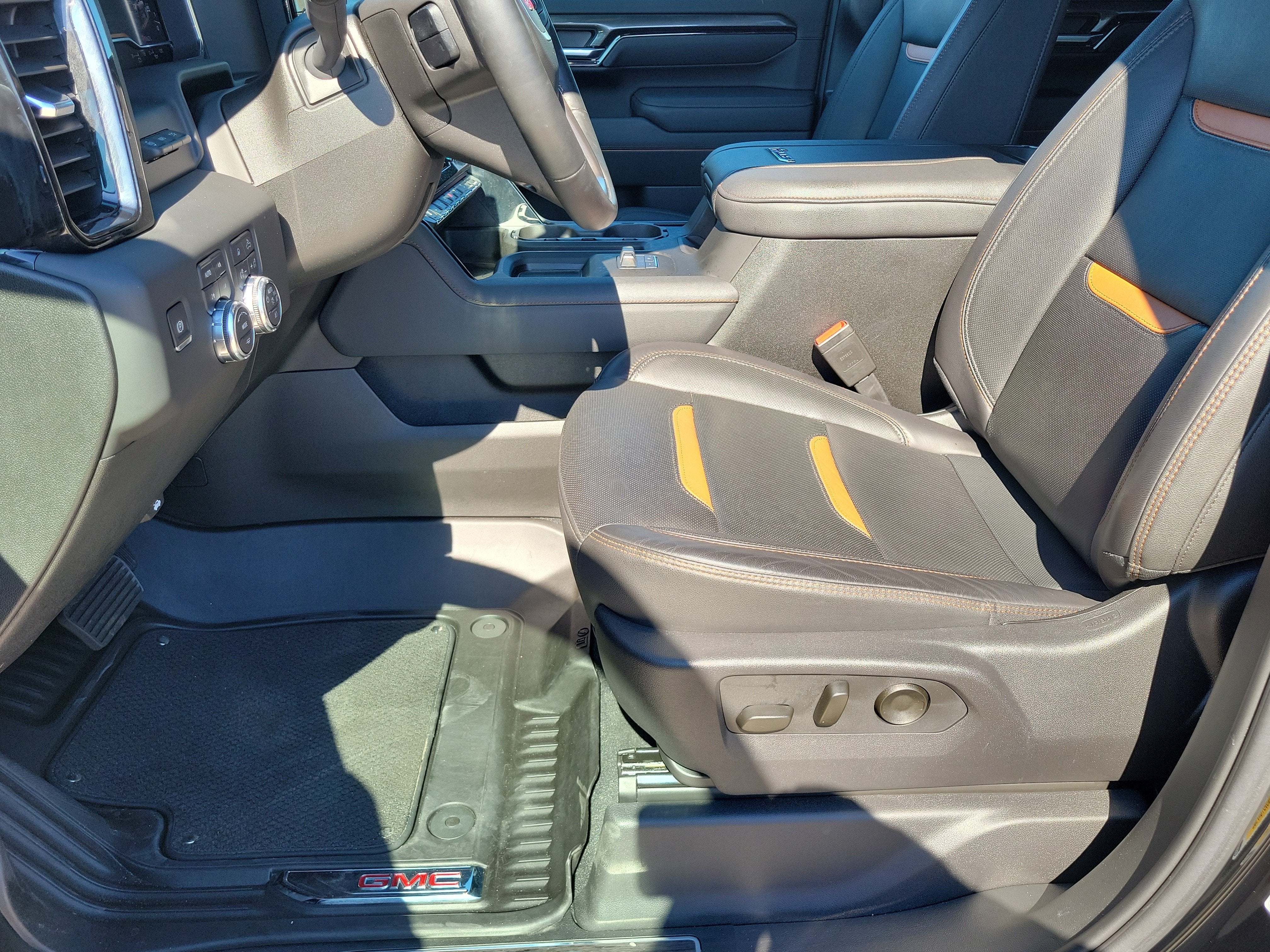 2025 GMC Sierra 3500HD AT4