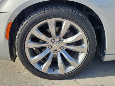 2019 Chrysler 300 Touring