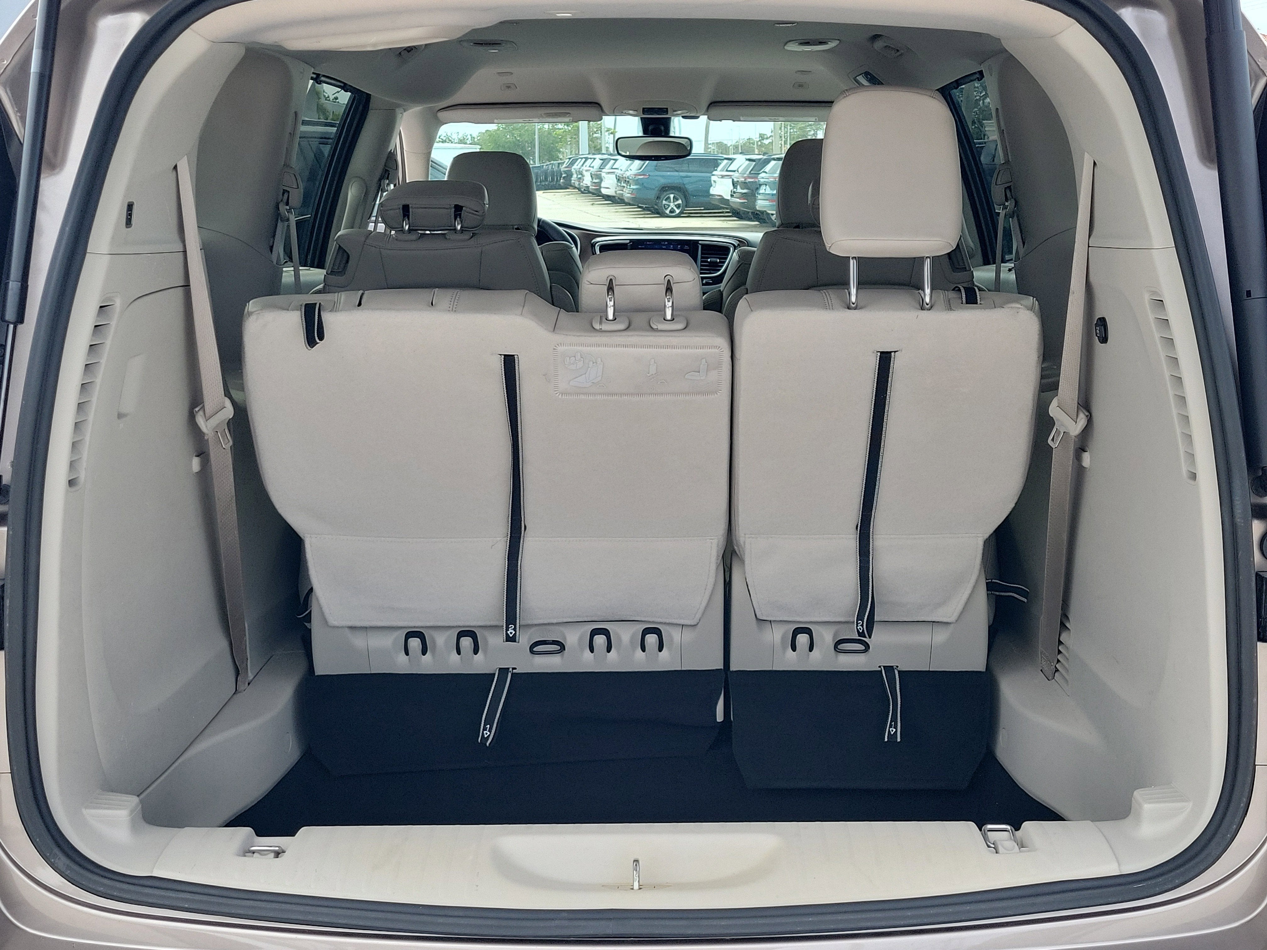 2018 Chrysler Pacifica Touring L Plus