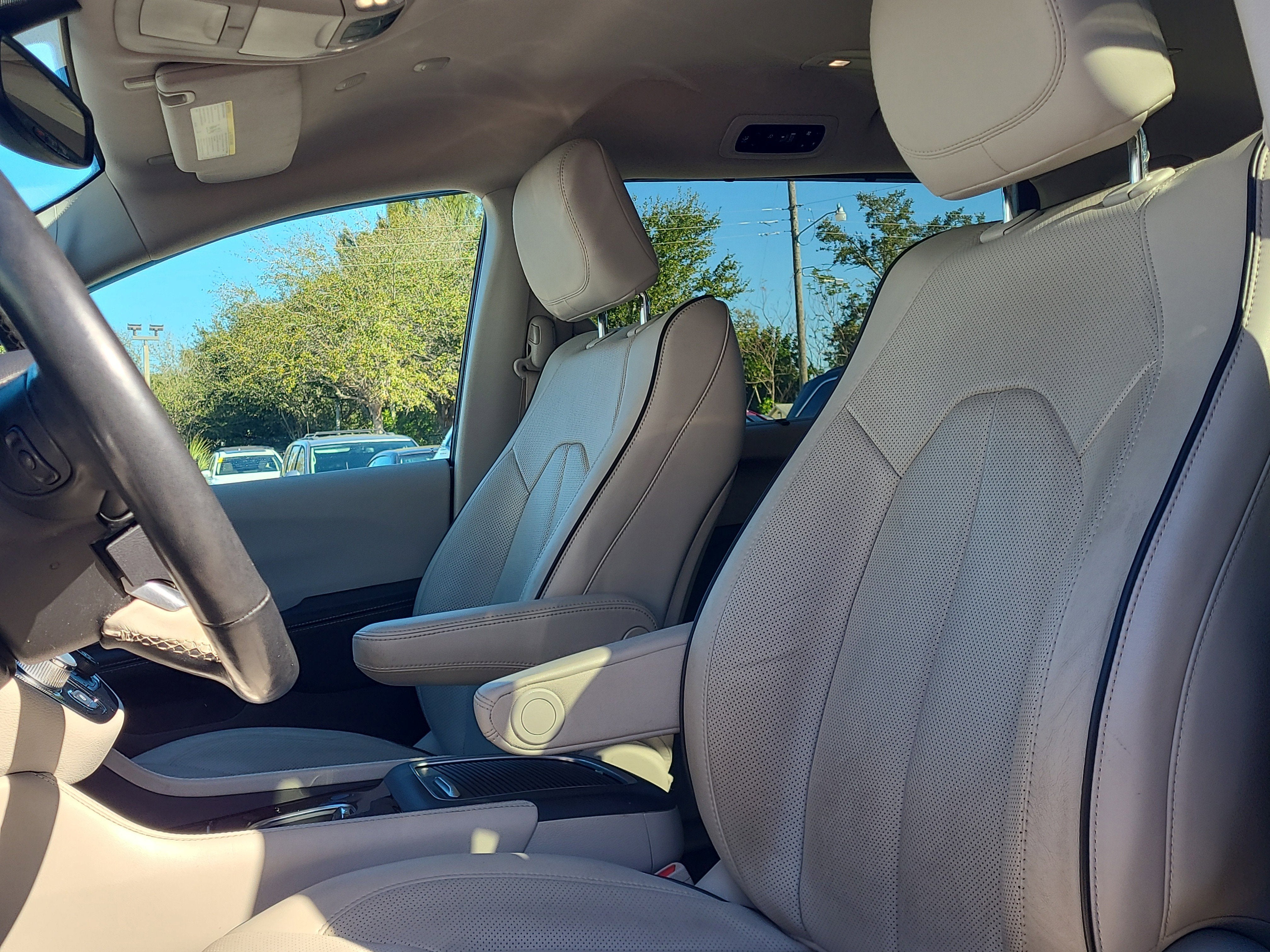 2021 Chrysler Pacifica Hybrid Limited