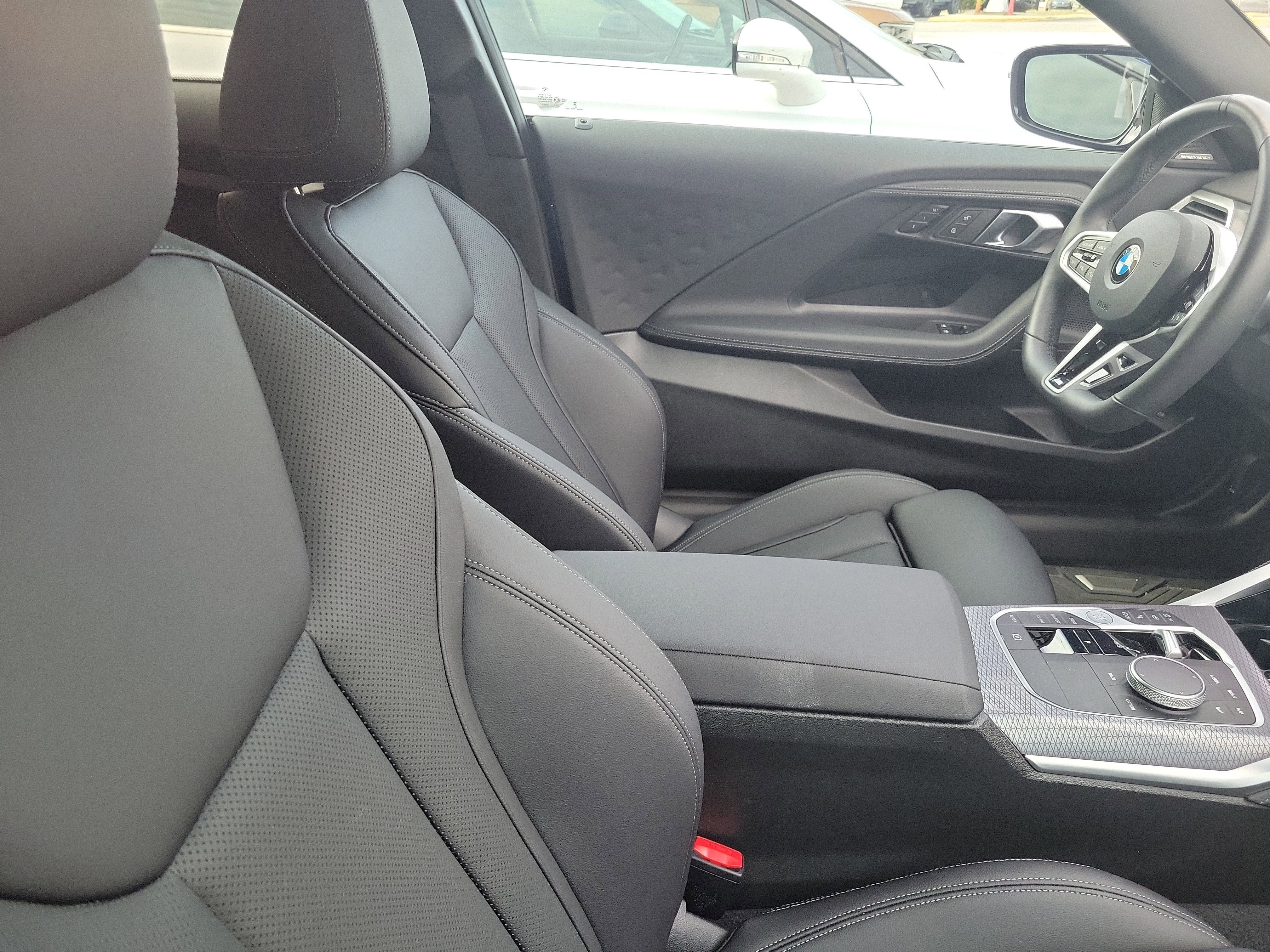 2025 BMW 2 Series 230i
