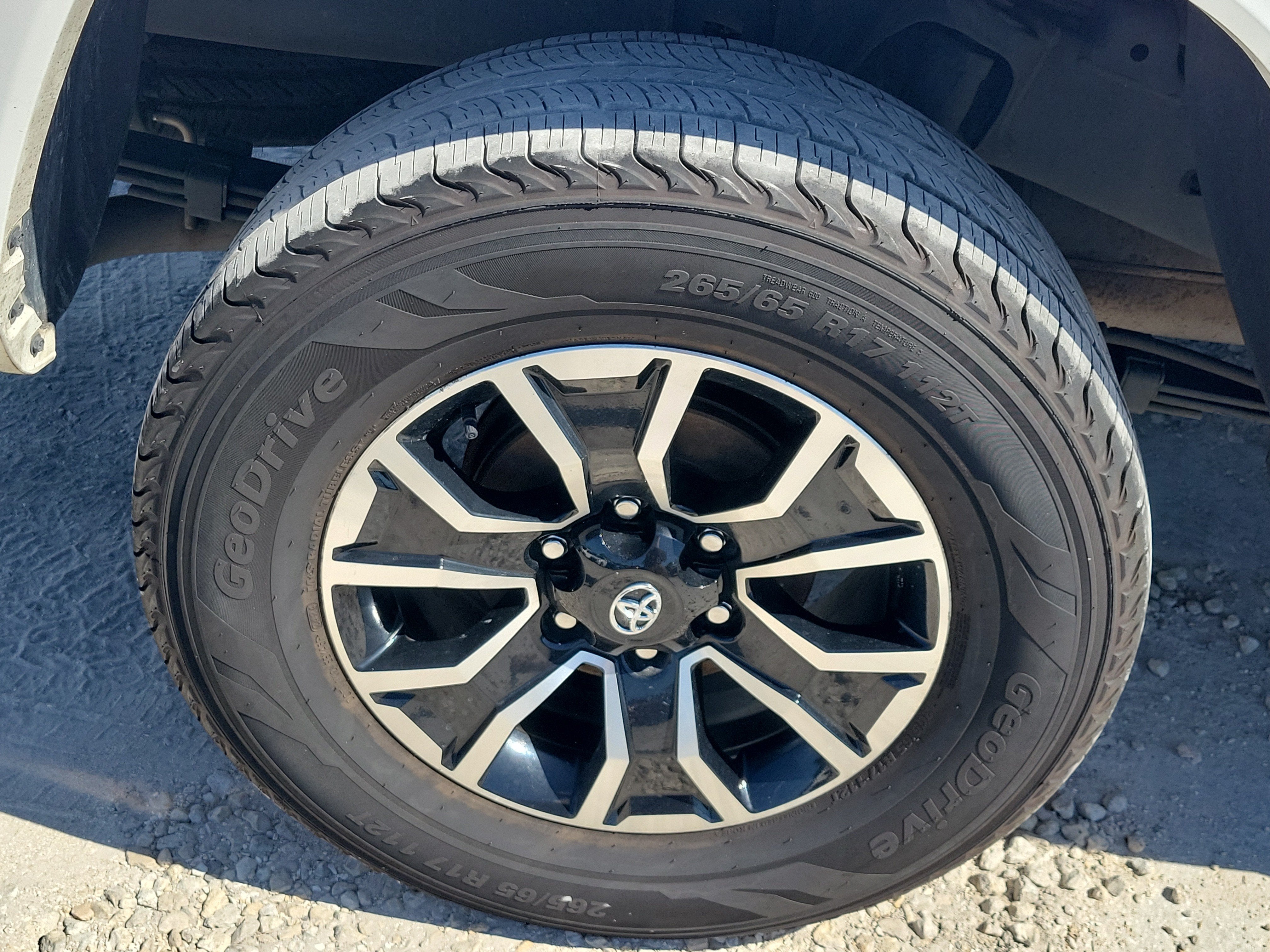2022 Toyota Tacoma 4WD SR
