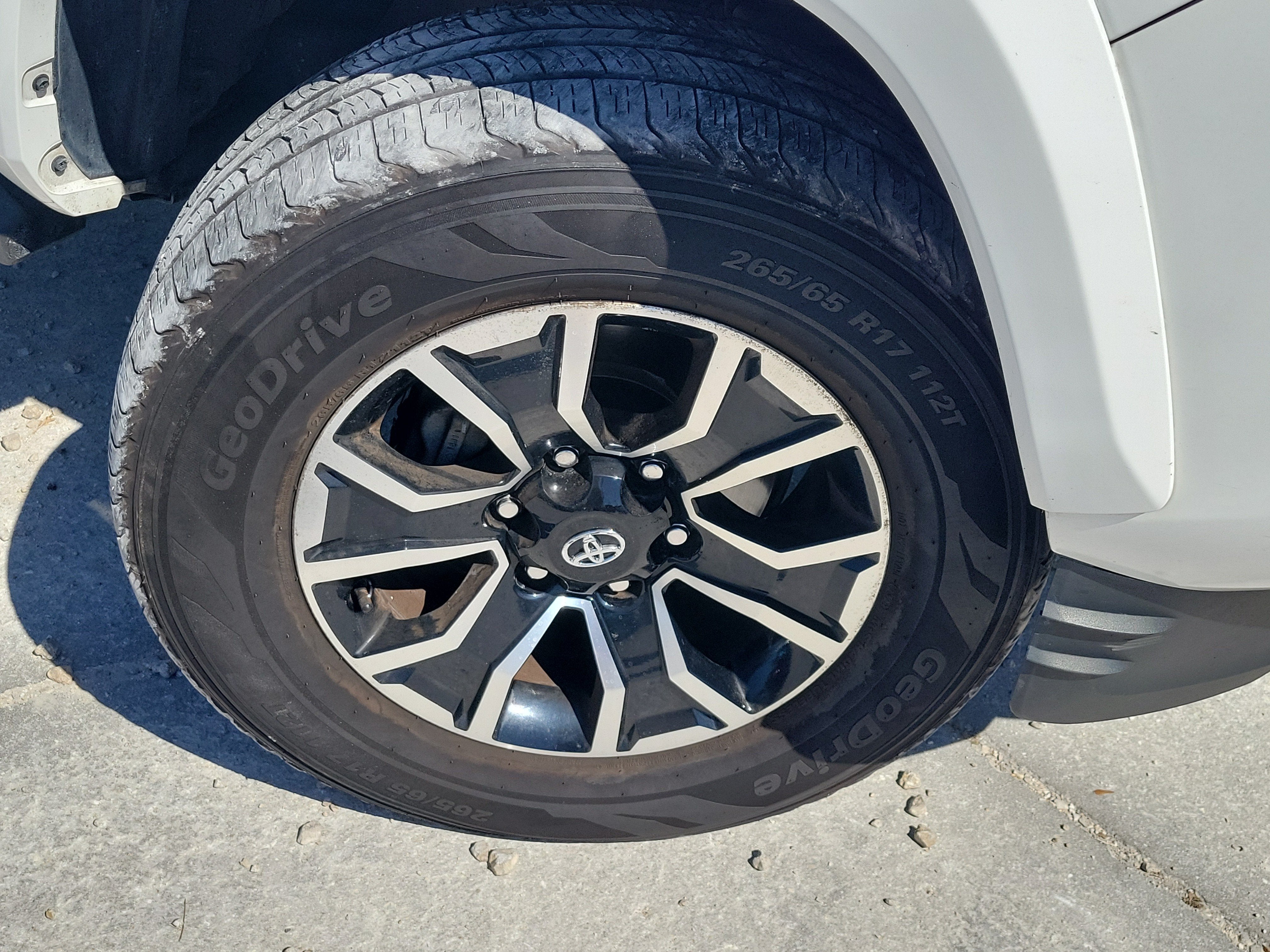 2022 Toyota Tacoma 4WD SR