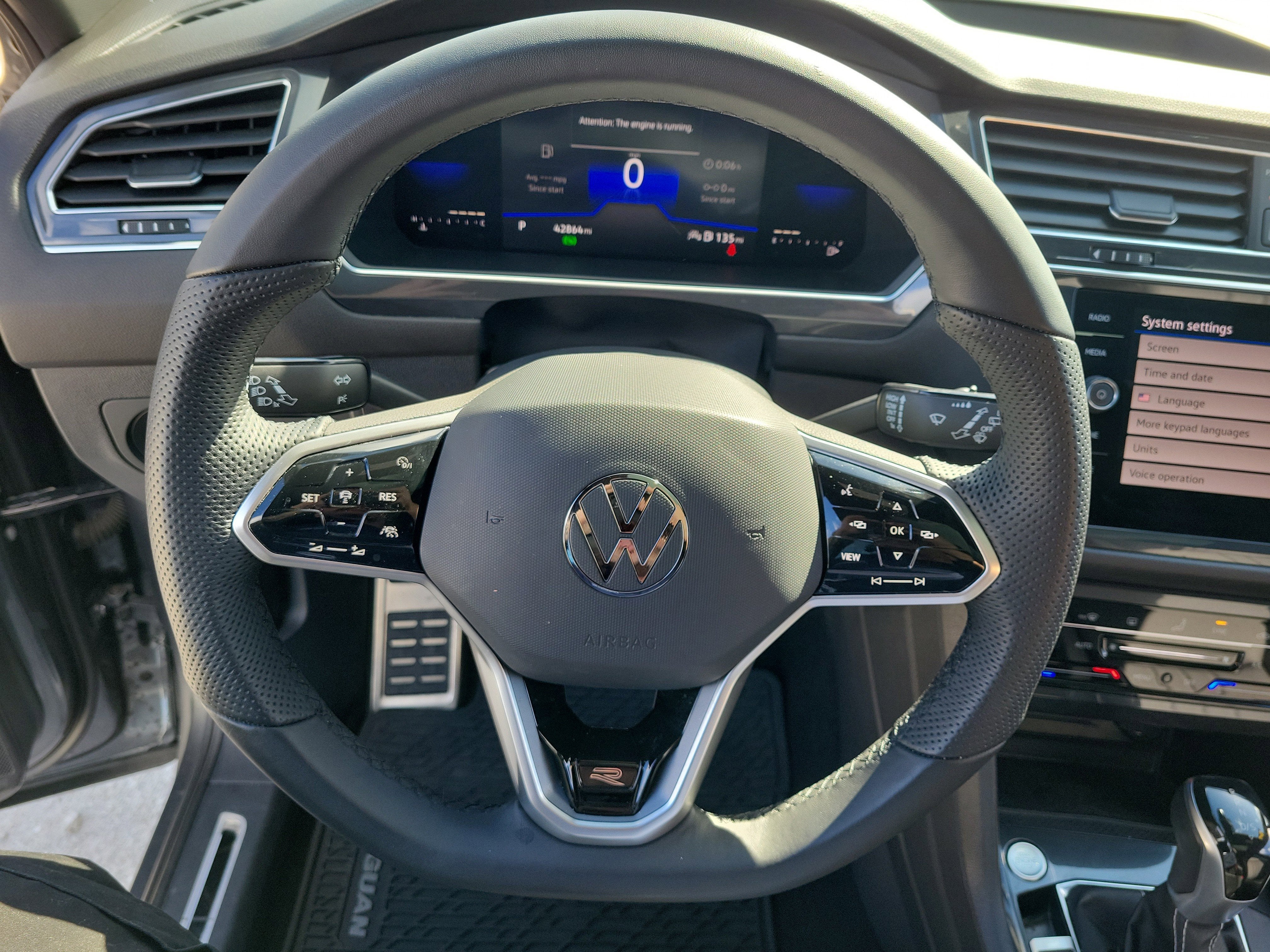 2022 Volkswagen Tiguan SE R-Line Black