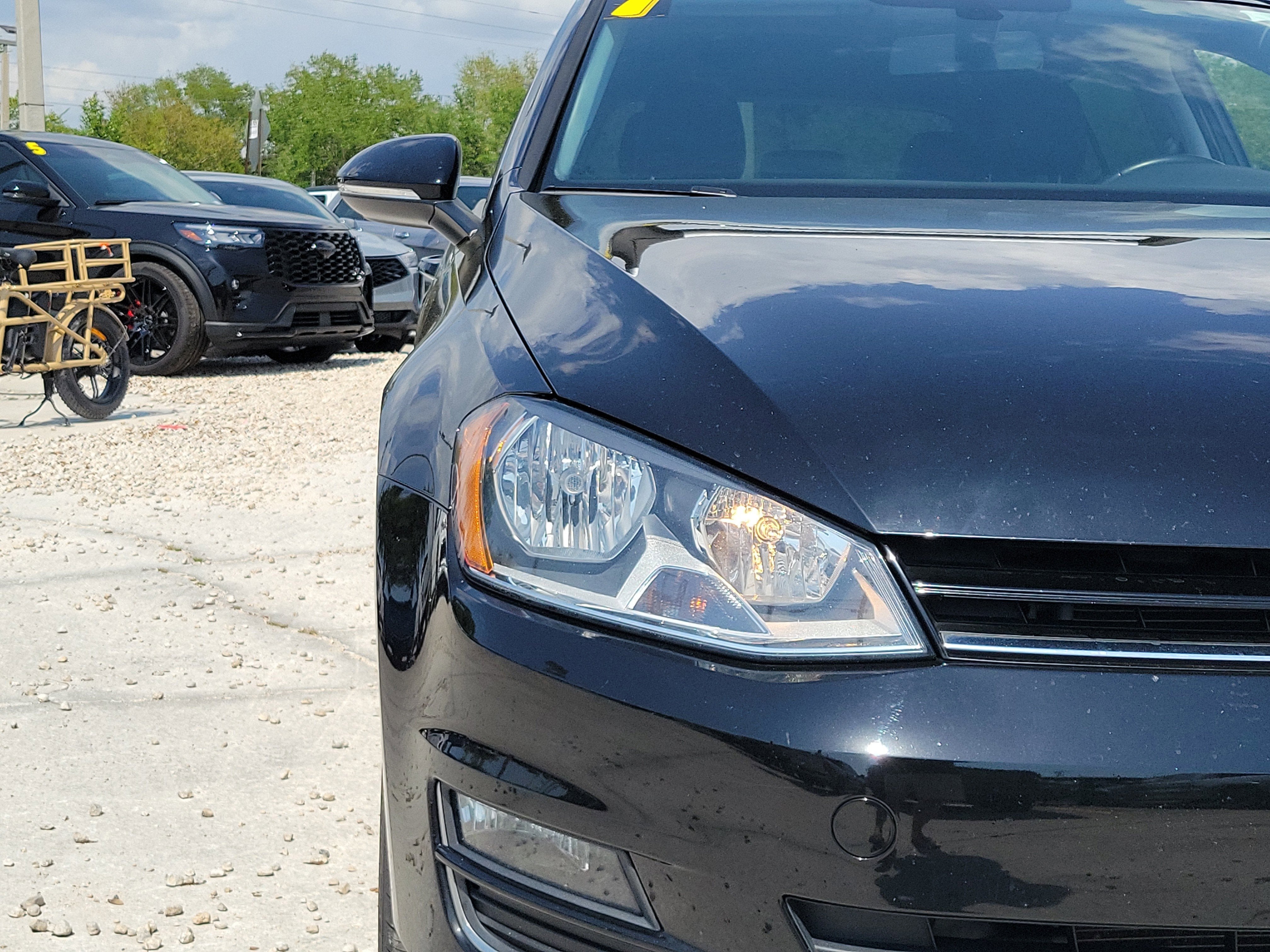 2017 Volkswagen Golf SEL