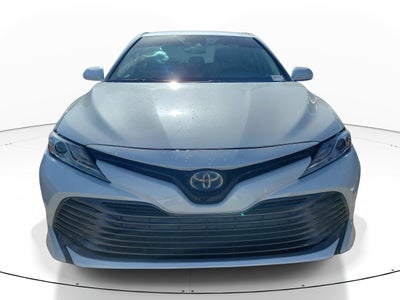 2020 Toyota Camry Hybrid XLE