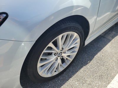 2020 Toyota Camry Hybrid XLE