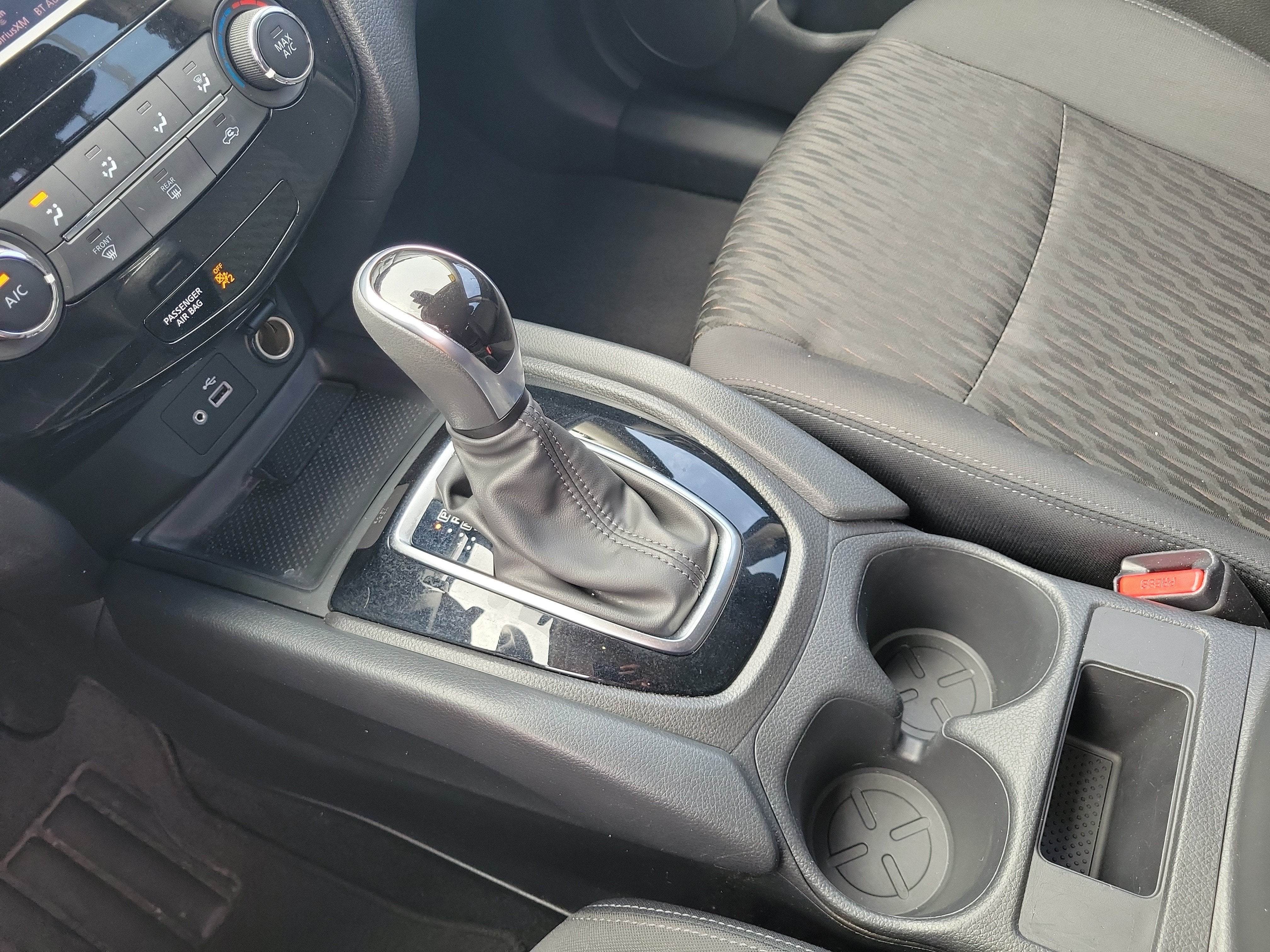 2020 Nissan Rogue S