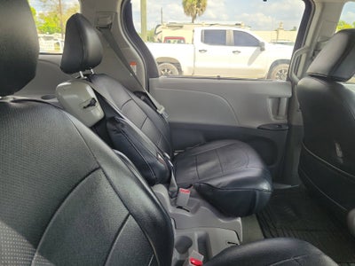 2019 Toyota Sienna LE Auto Access Seat