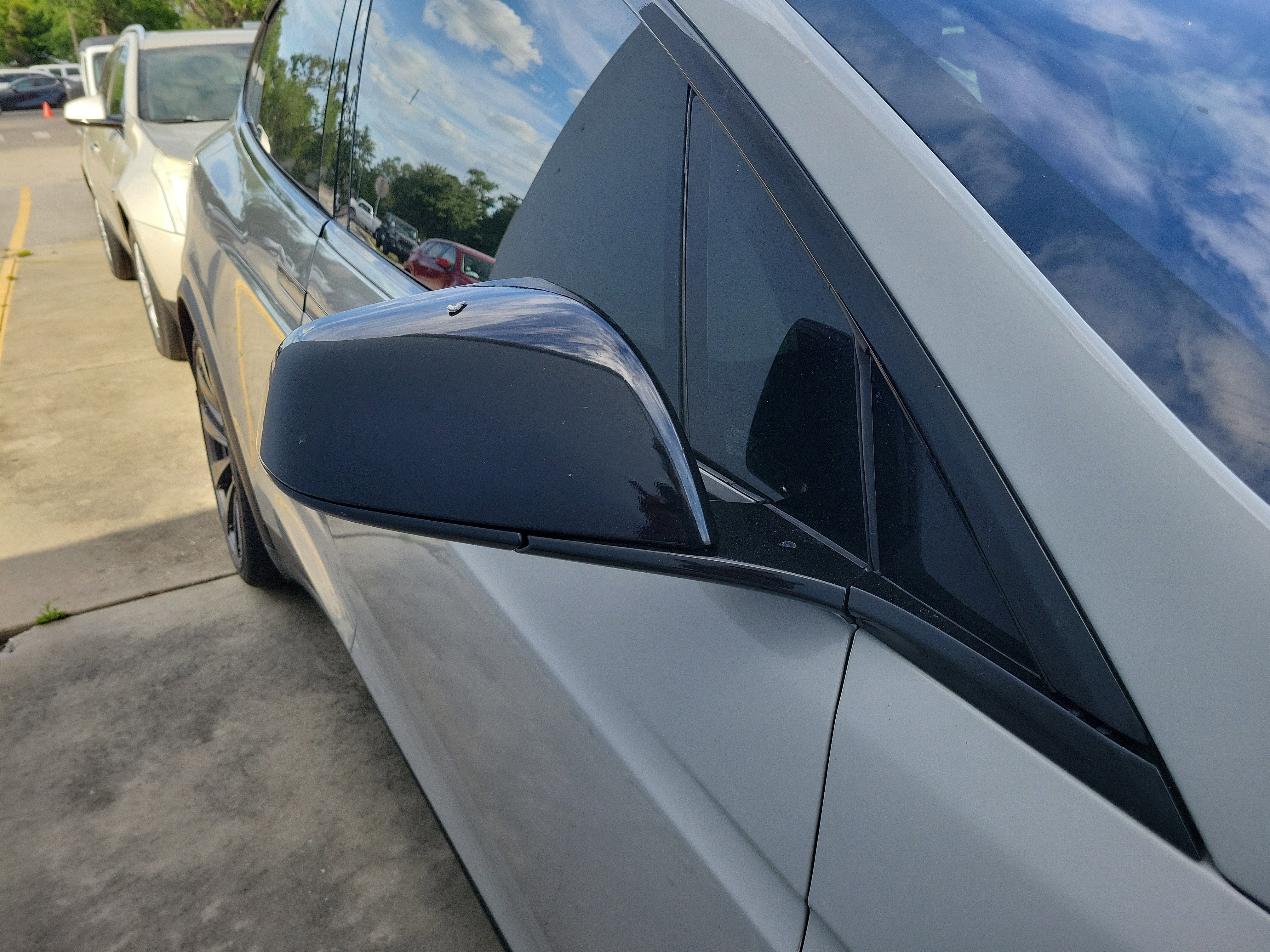 2022 Tesla Model X Base