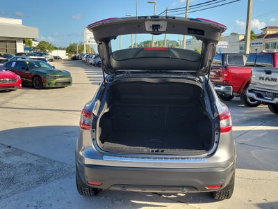 2022 Nissan Rogue Sport SV
