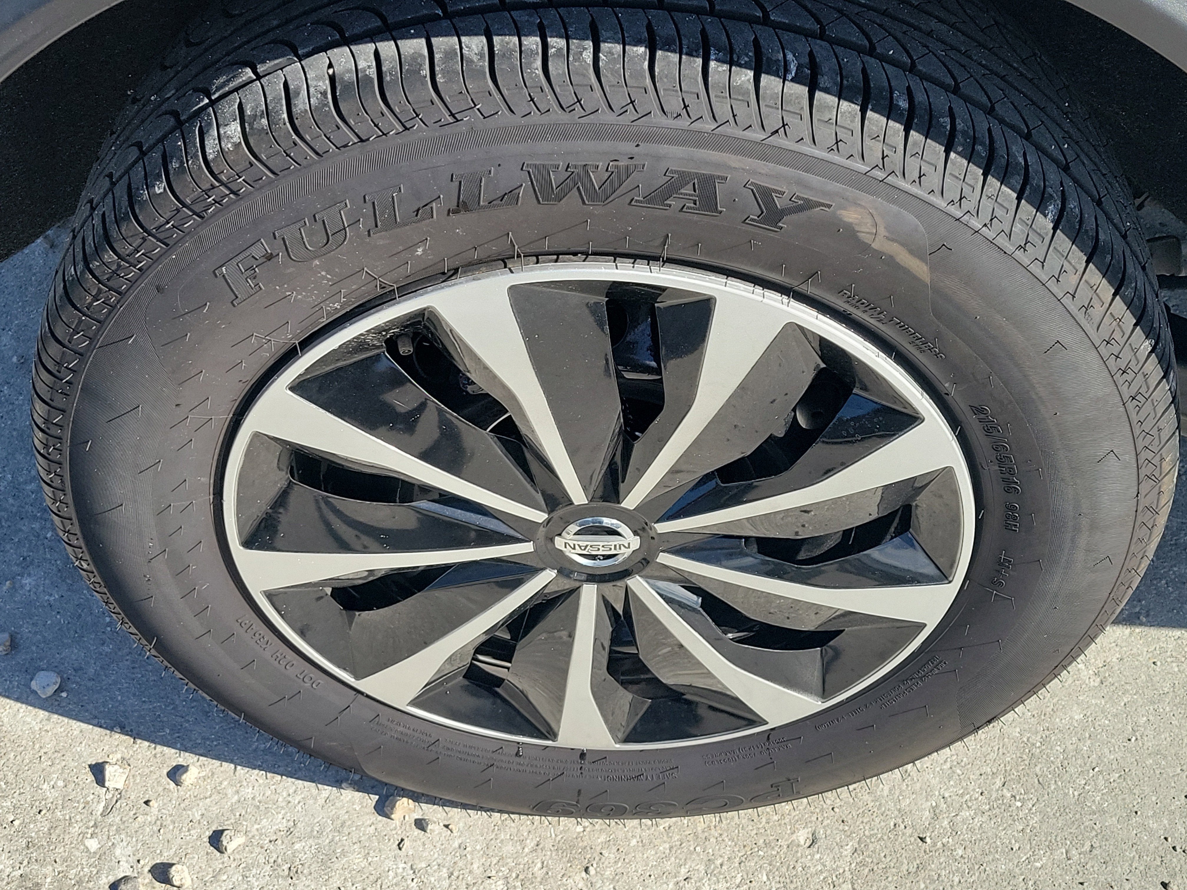 2019 Nissan Rogue Sport S