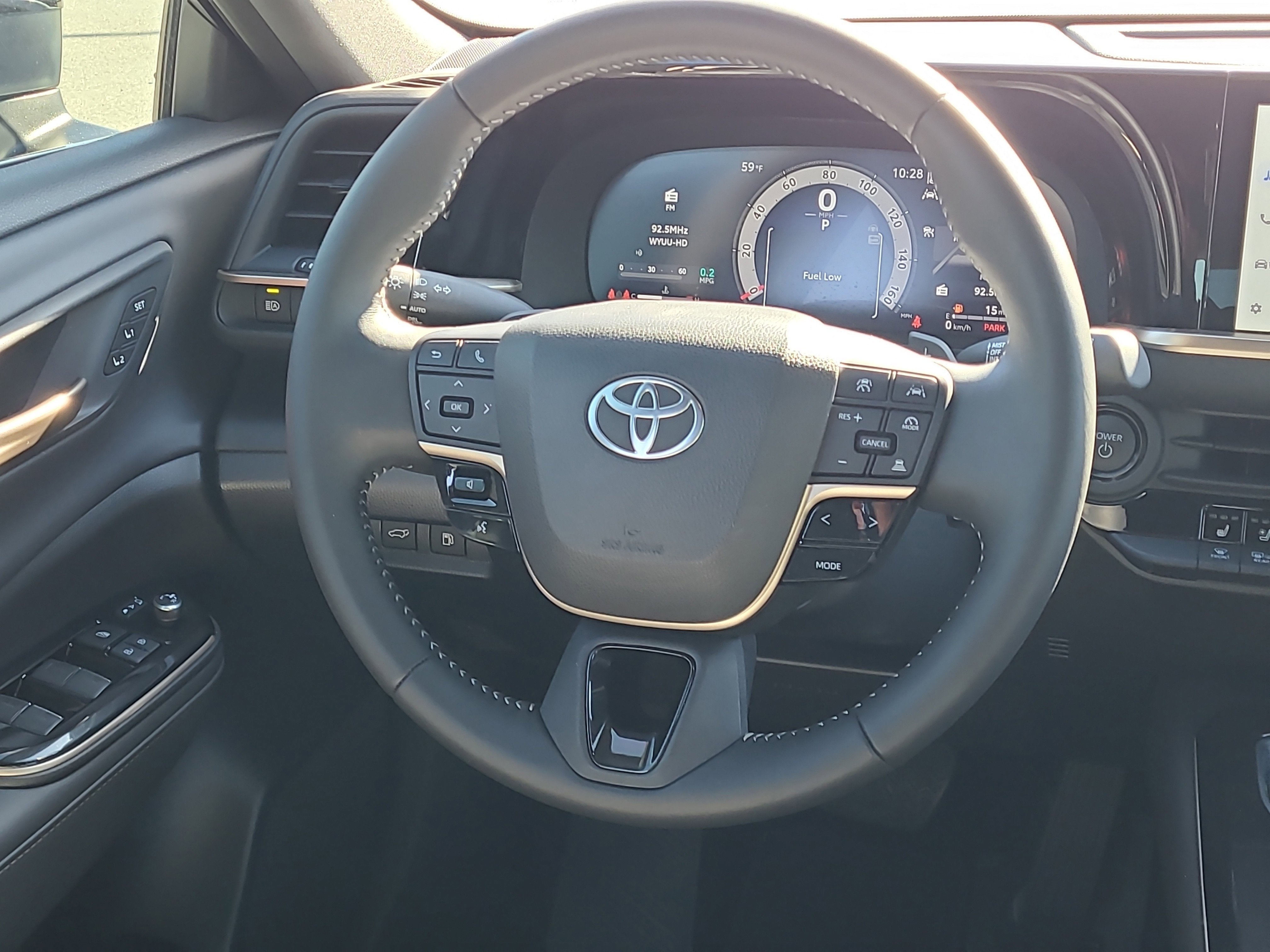 2025 Toyota Crown Signia XLE