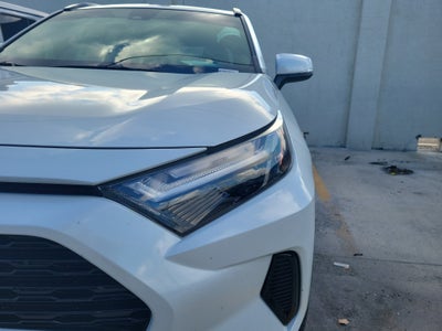 2023 Toyota RAV4 Hybrid SE