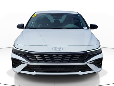 2025 Hyundai Elantra SEL Sport