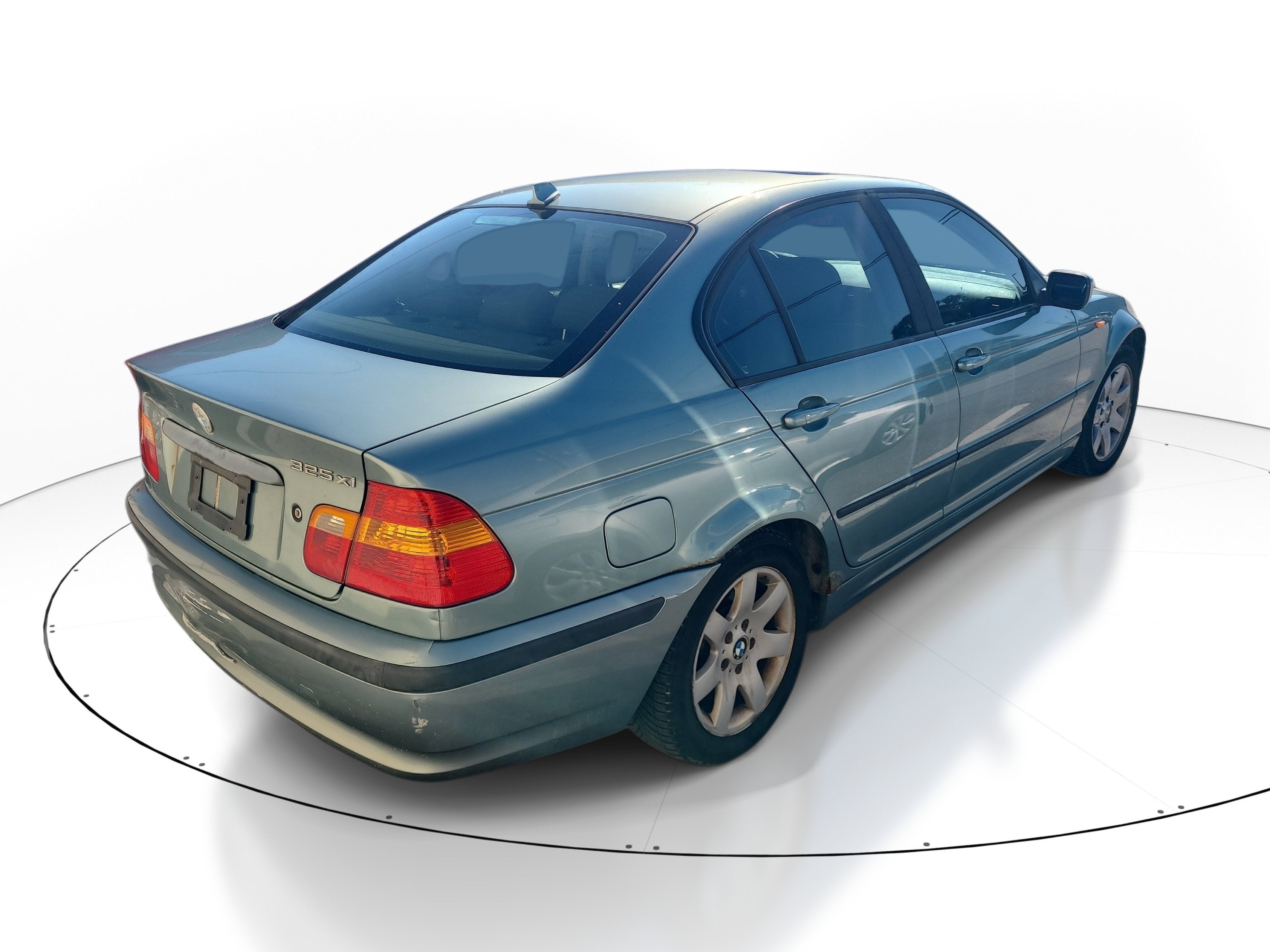 2004 BMW 3 Series 325xi
