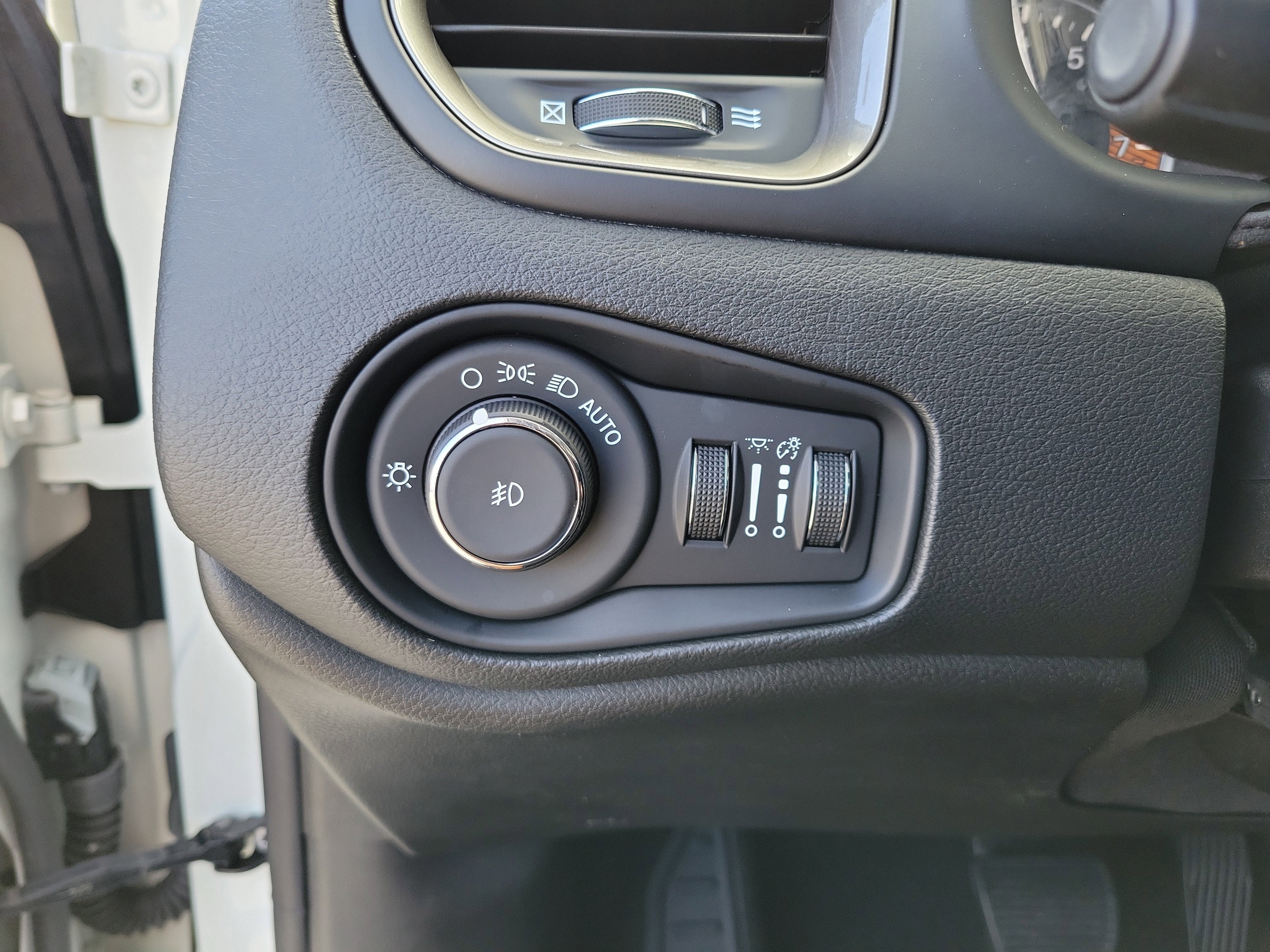 2023 Jeep Renegade Limited