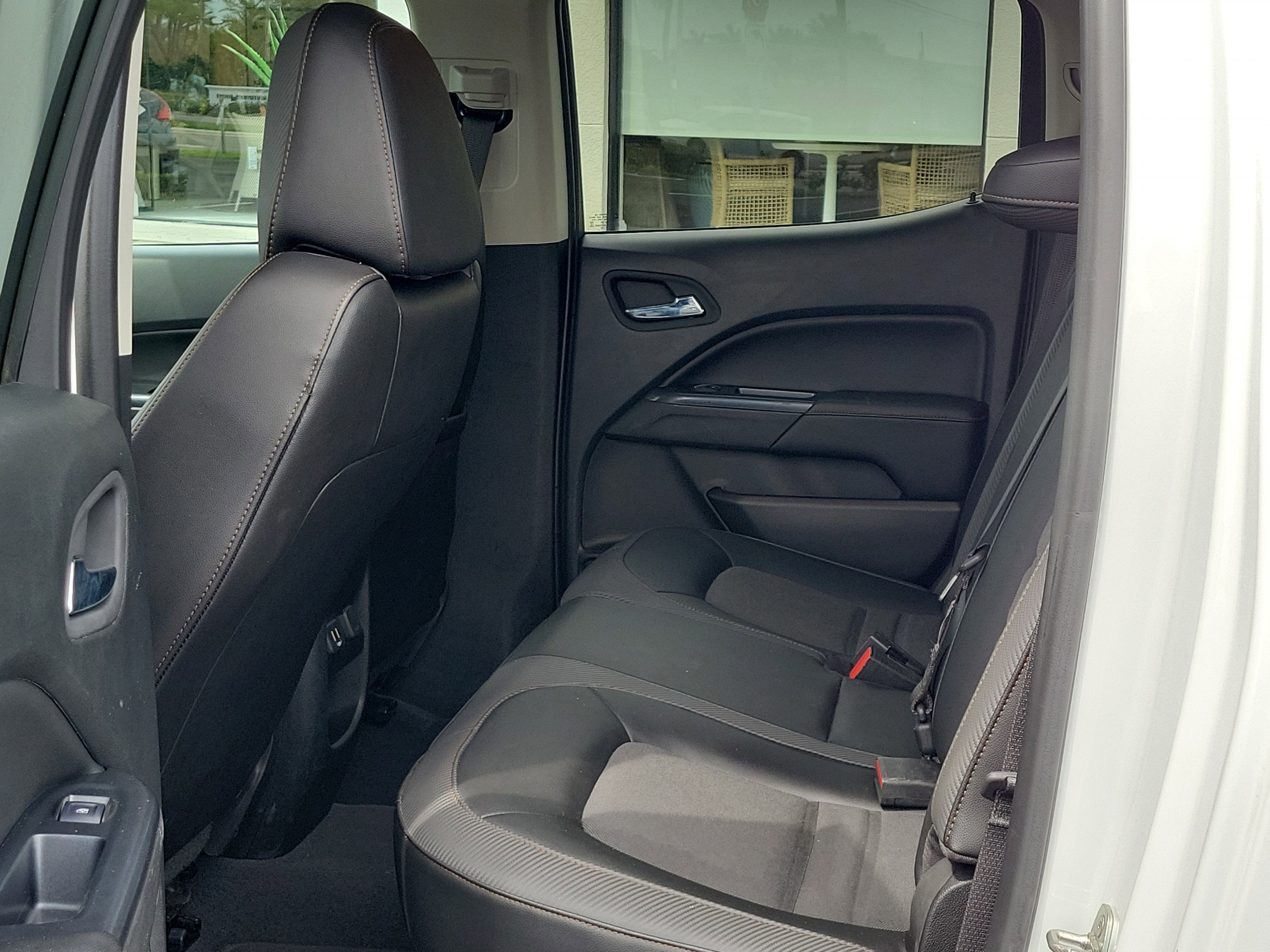 2022 GMC Canyon 4WD AT4 w/Cloth