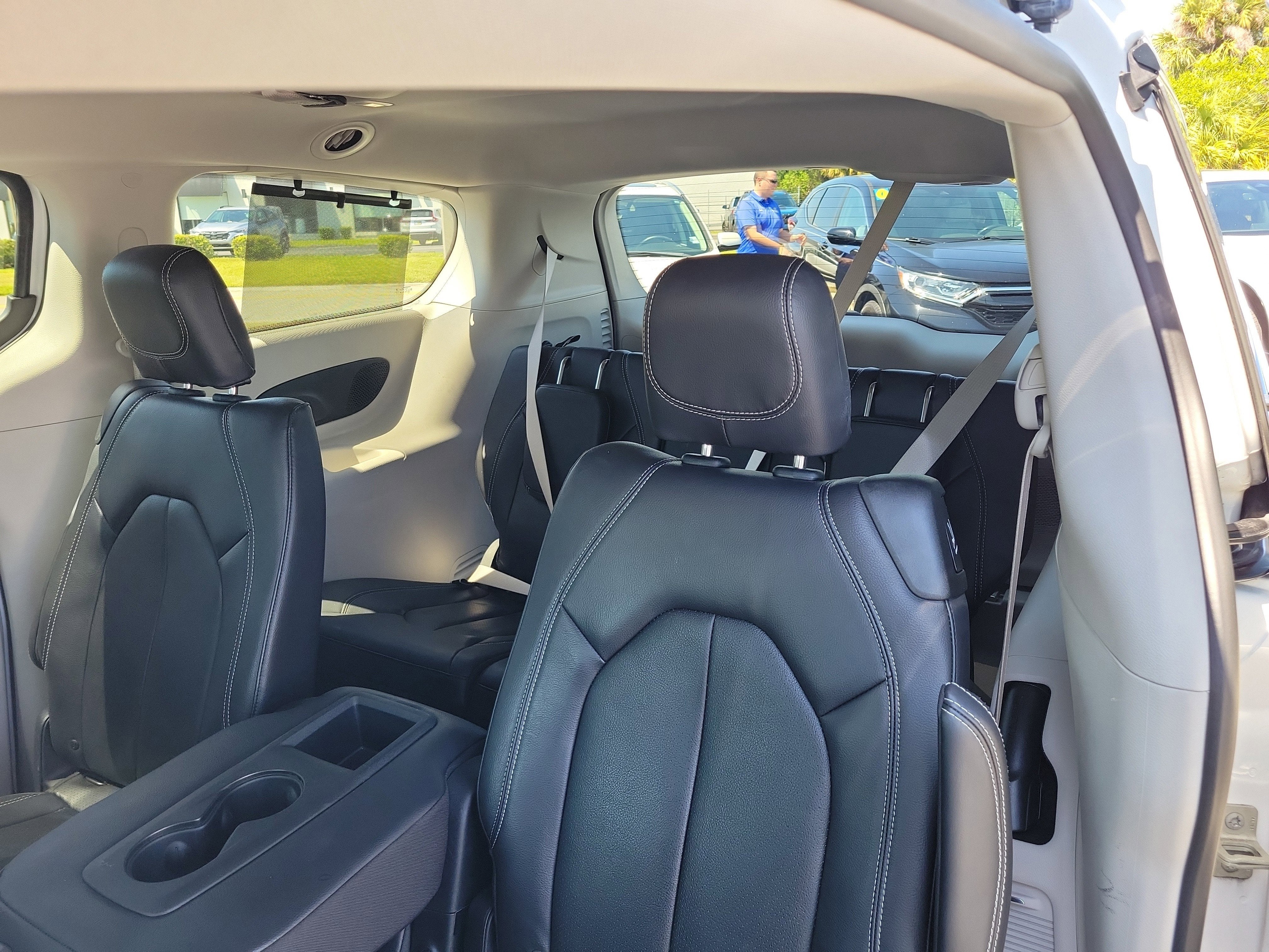 2022 Chrysler Pacifica Touring L