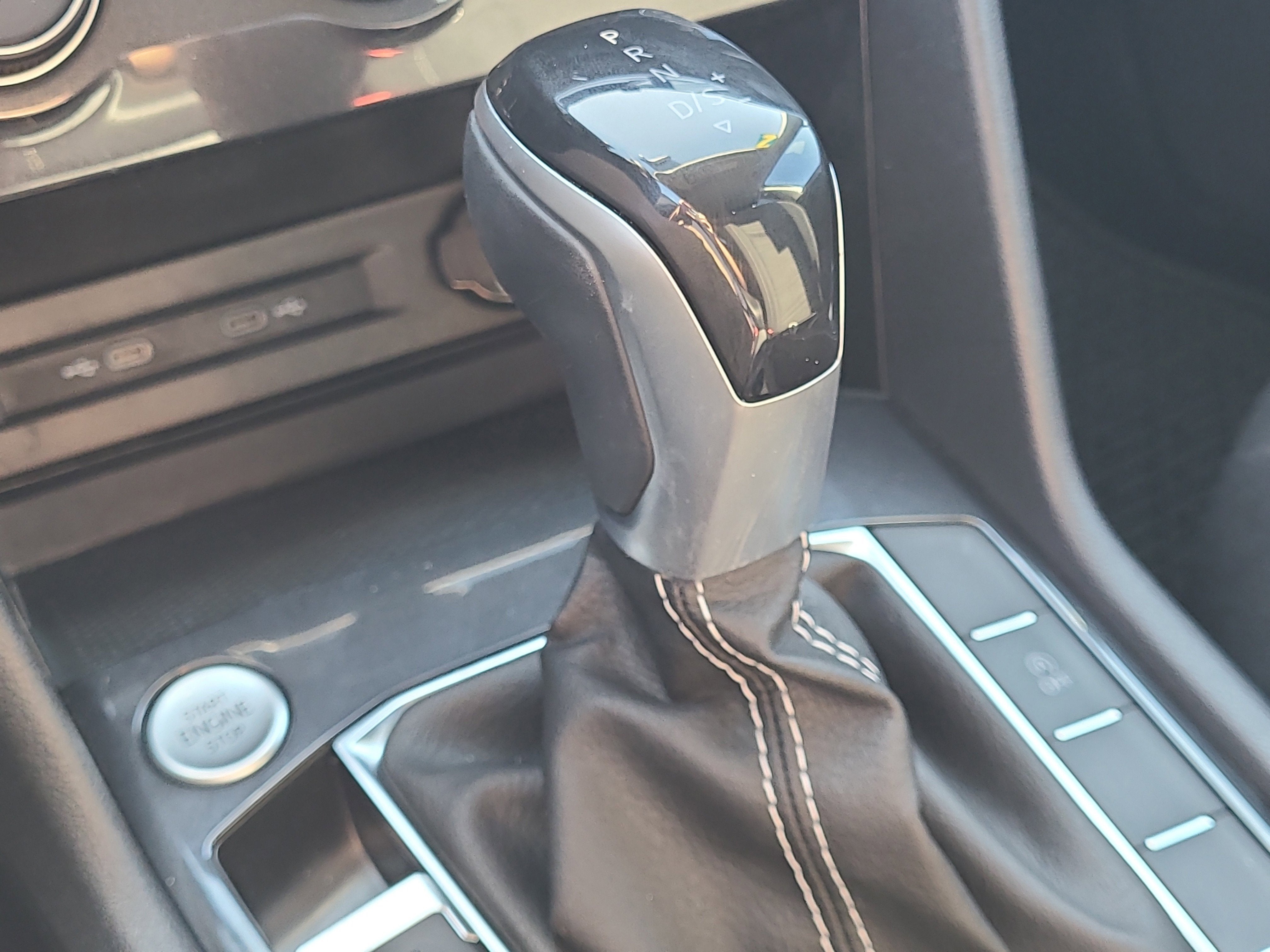 2022 Volkswagen Tiguan S