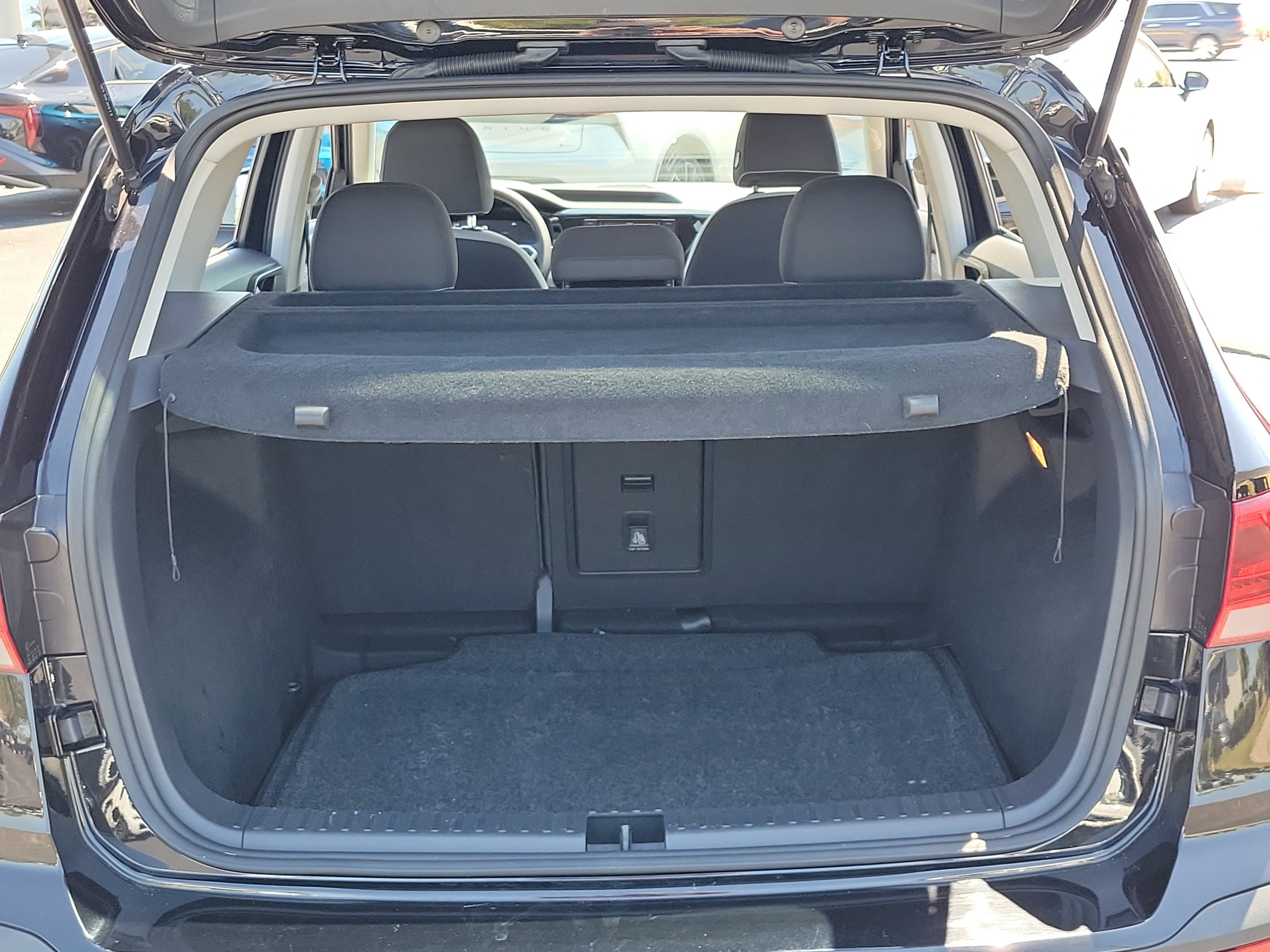 2023 Volkswagen Taos S