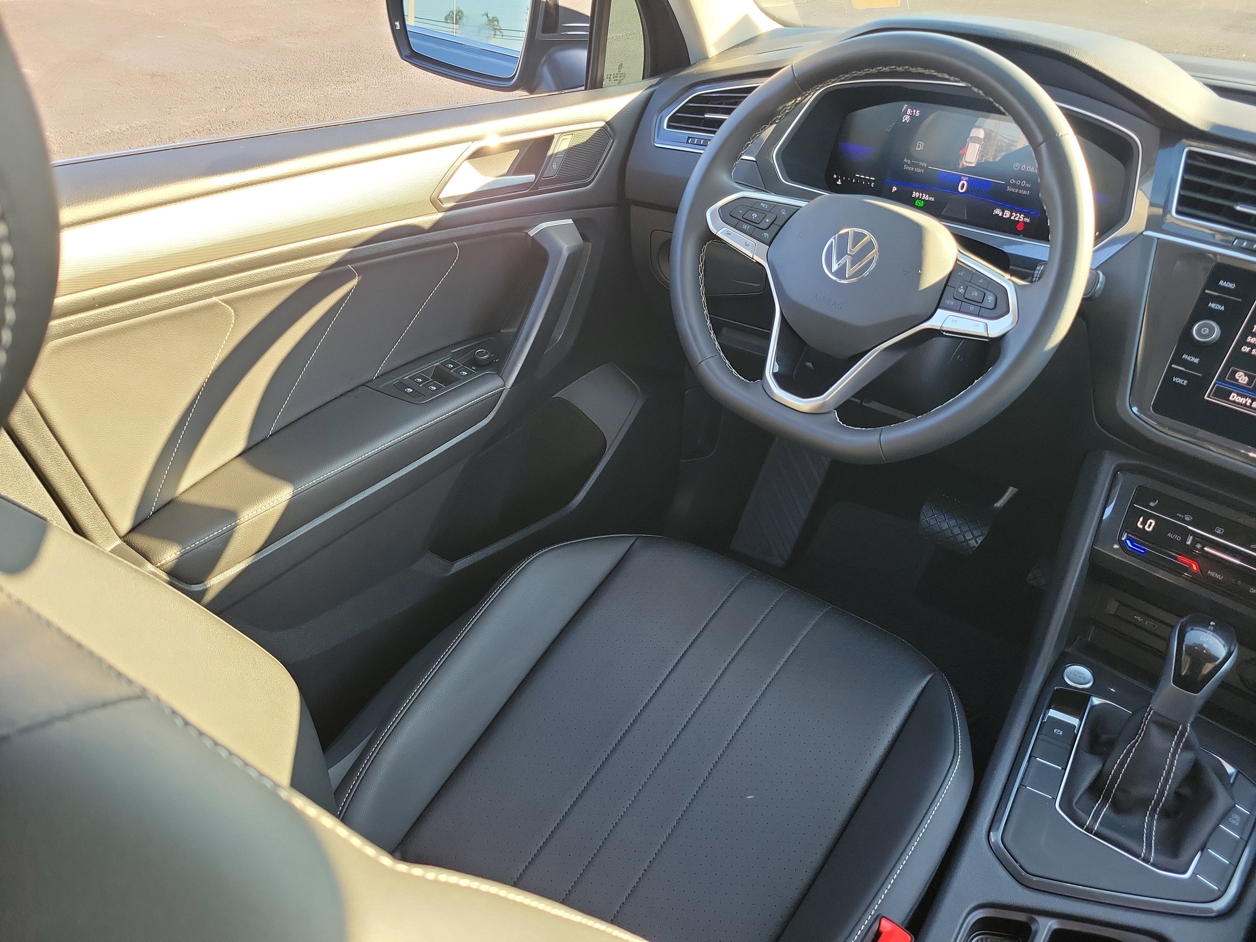 2023 Volkswagen Tiguan SE