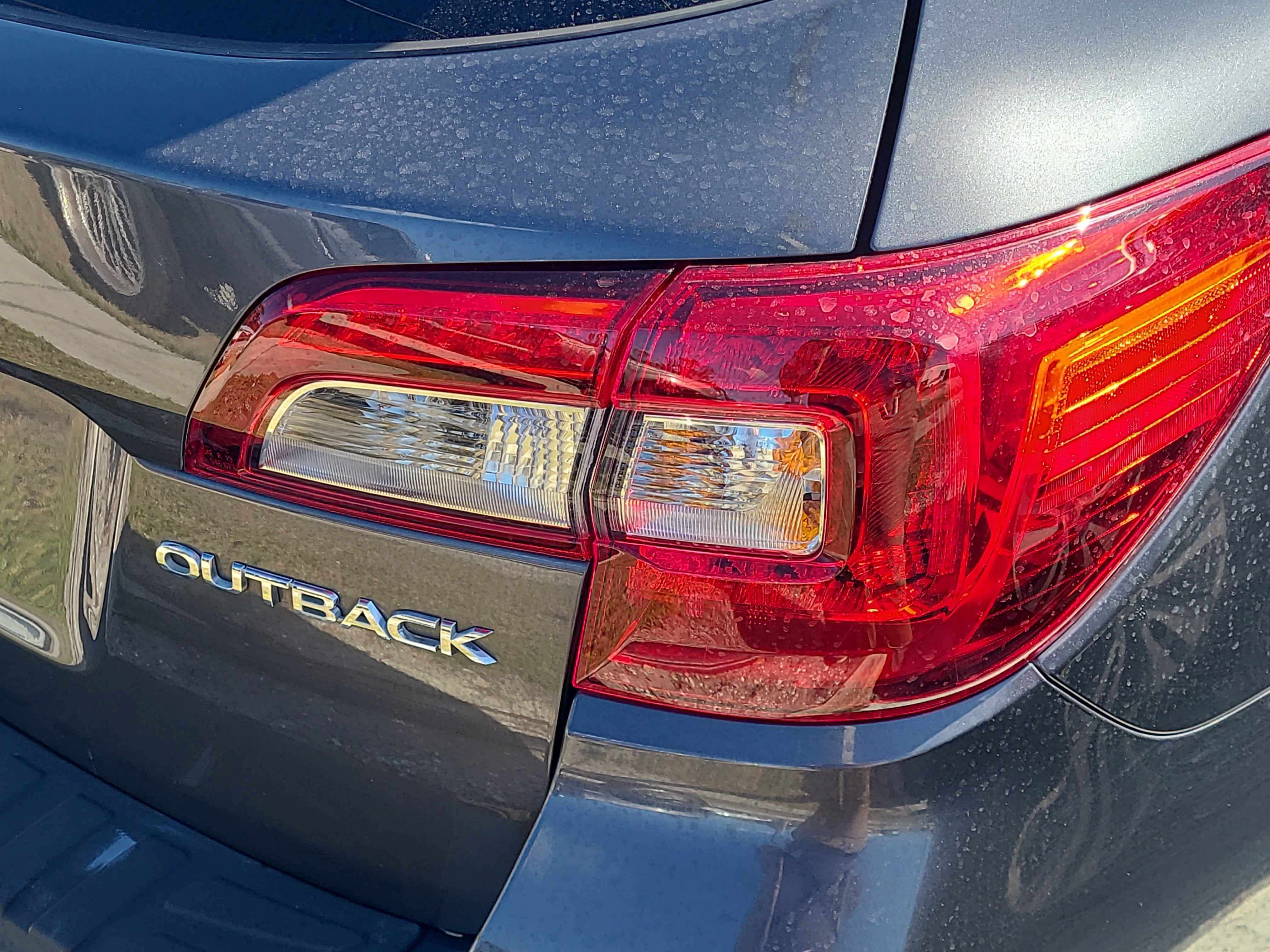 2018 Subaru Outback Limited