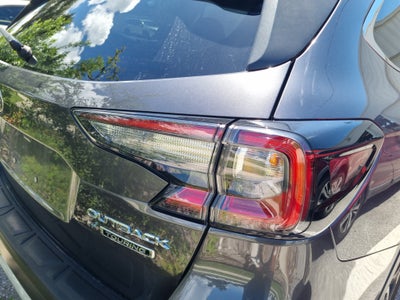 2022 Subaru Outback Touring