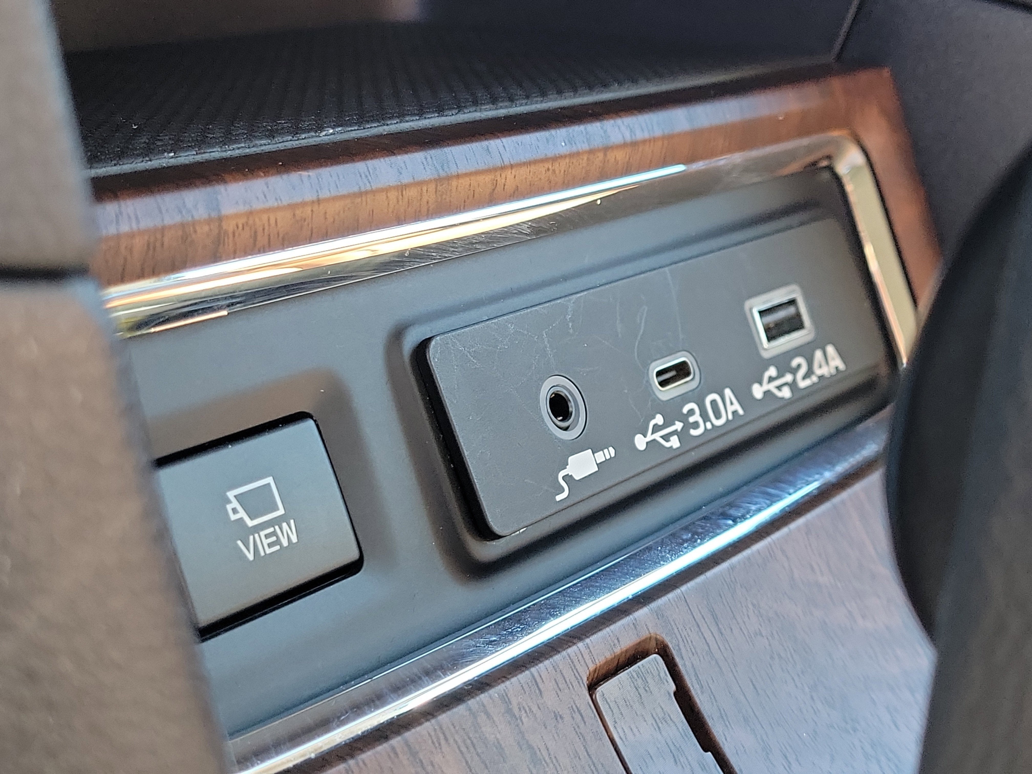 2023 Subaru Ascent Touring