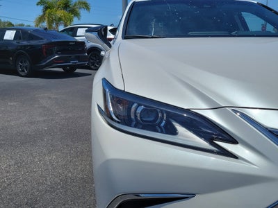 2022 Lexus ES ES 300h
