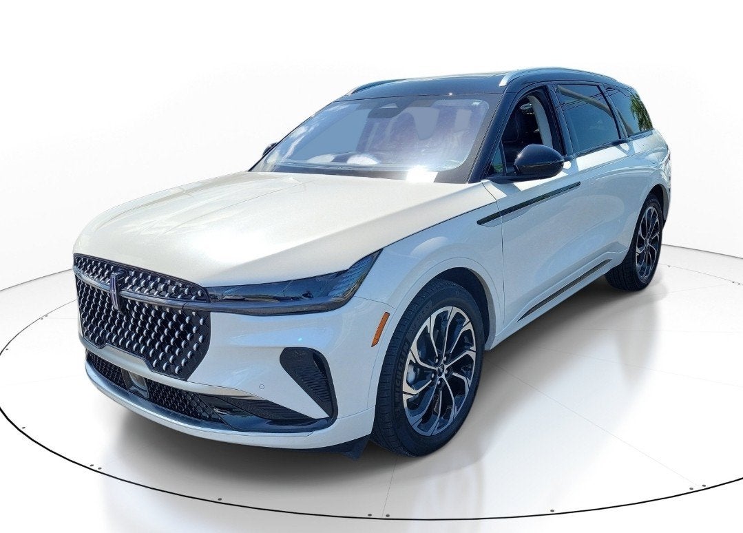 2025 Lincoln Nautilus Reserve