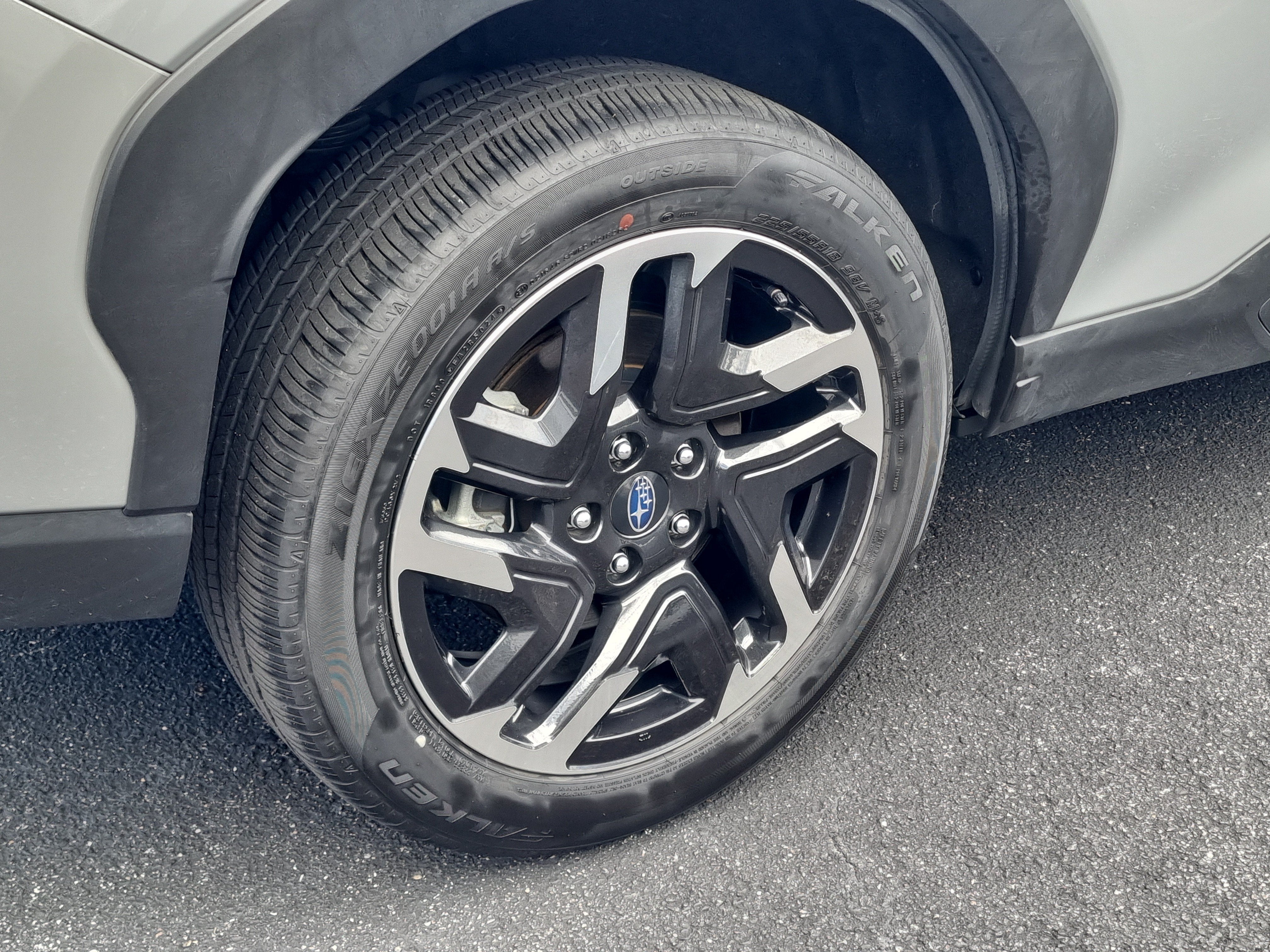 2025 Subaru Forester Premium Hybrid