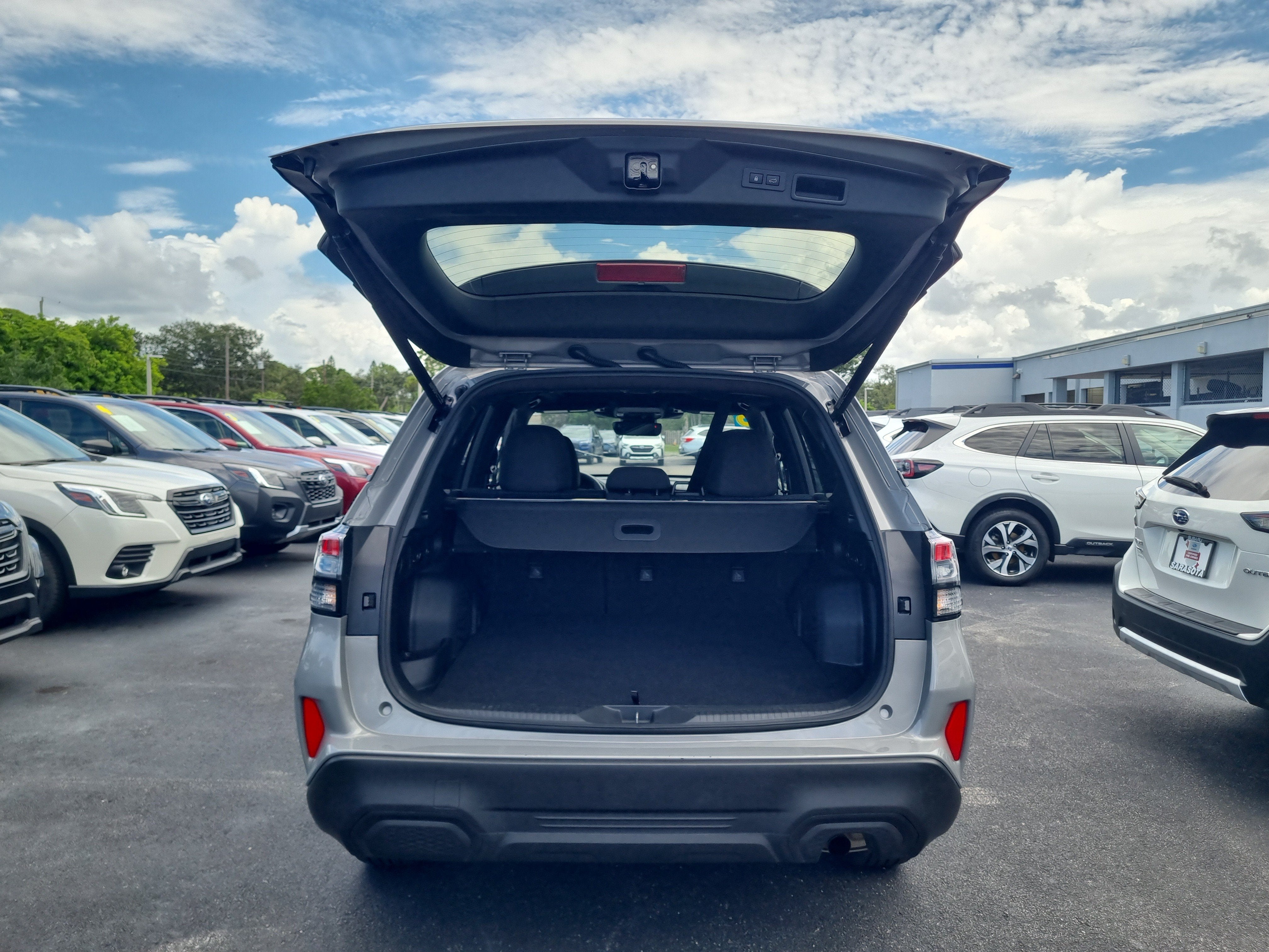 2025 Subaru Forester Premium Hybrid