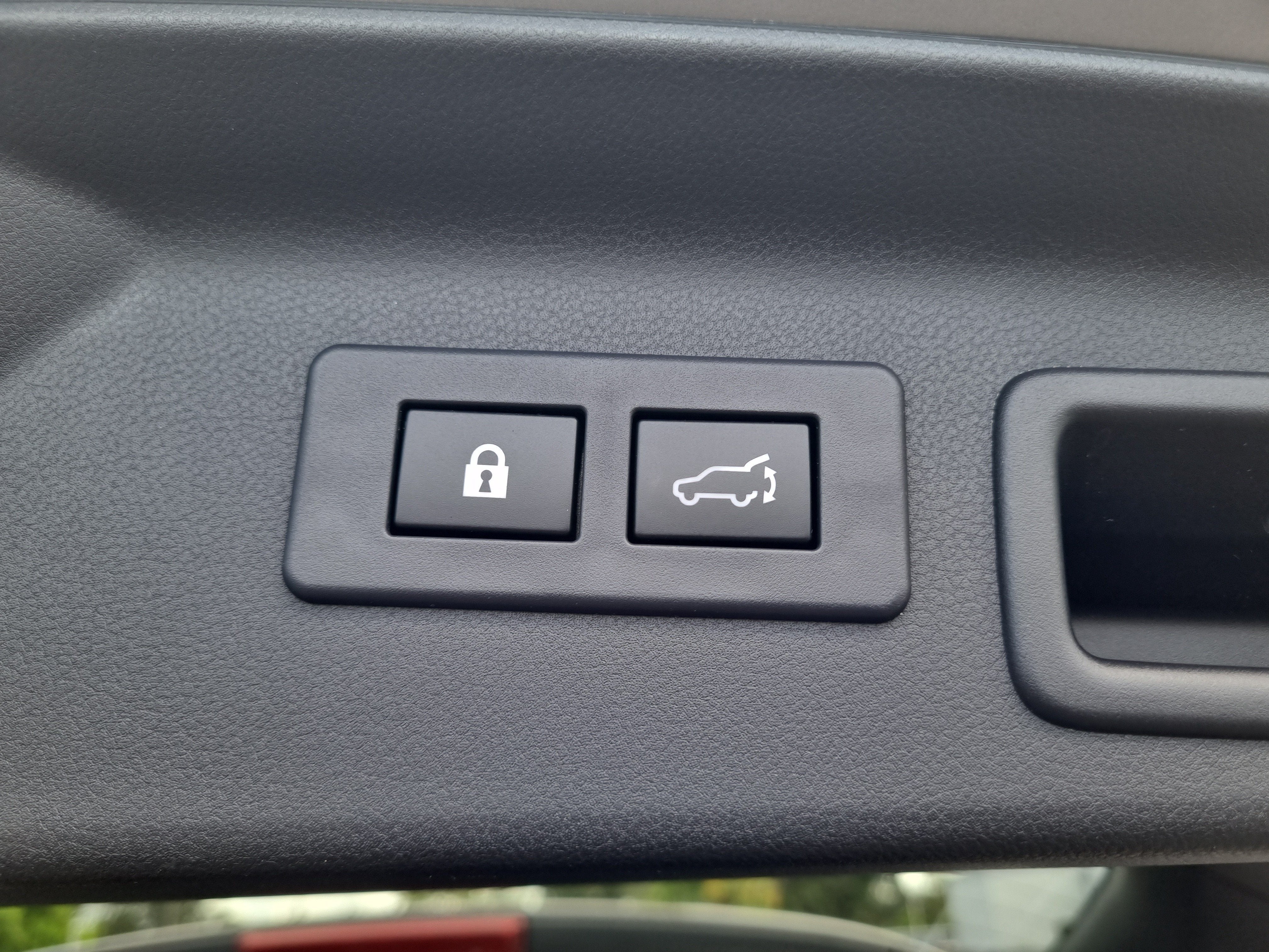 2025 Subaru Forester Premium Hybrid