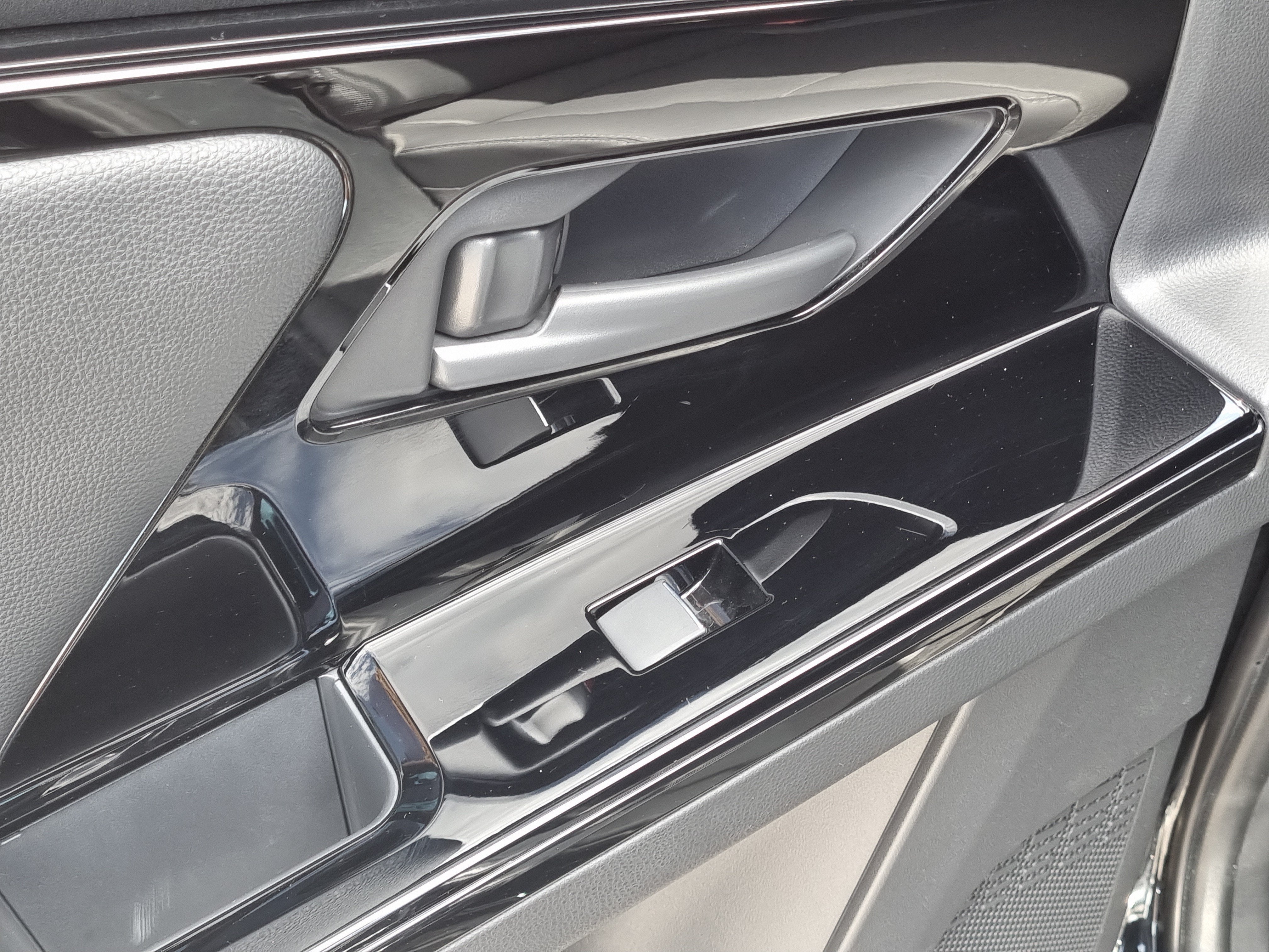 2025 Subaru Solterra Touring Onyx Edition