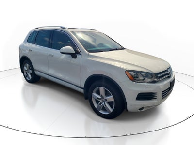 2014 Volkswagen Touareg Sport w/Nav