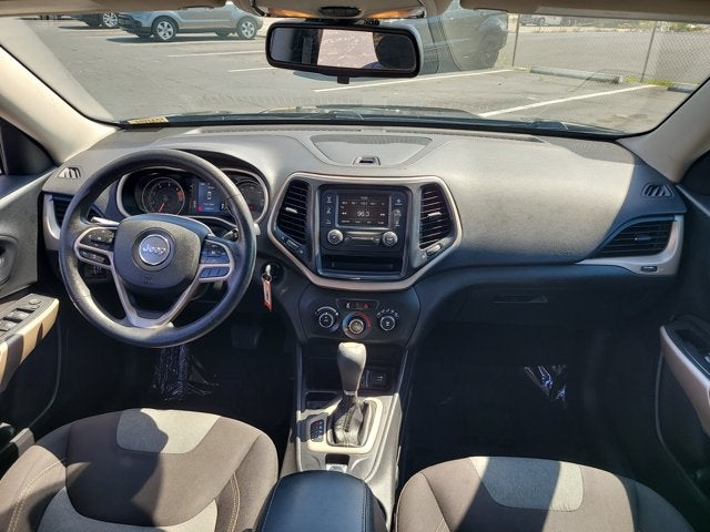 2017 Jeep Cherokee Sport