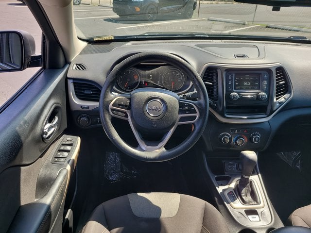 2017 Jeep Cherokee Sport