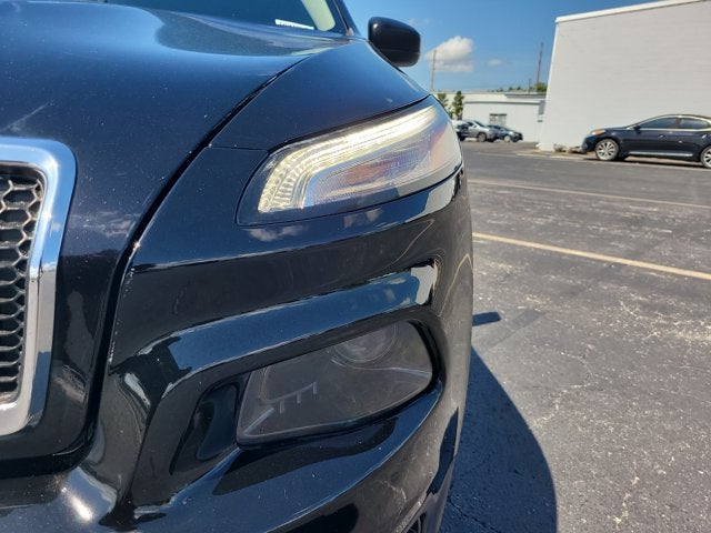 2017 Jeep Cherokee Sport