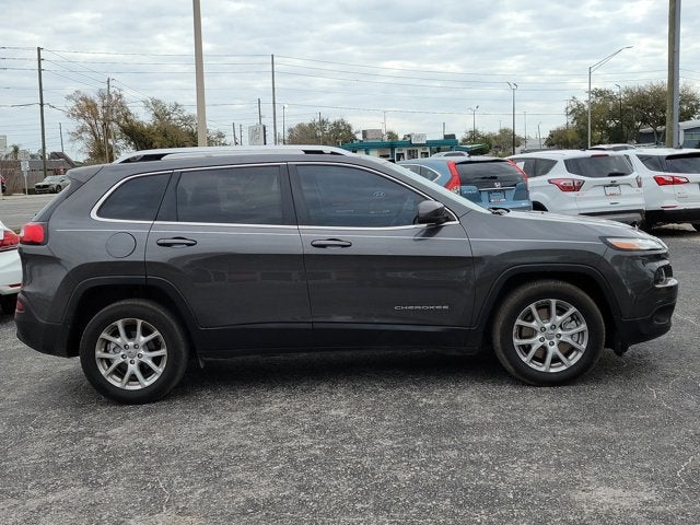 Used 2017 Jeep Cherokee Latitude with VIN 1C4PJLCBXHW641563 for sale in Lumberton, NC