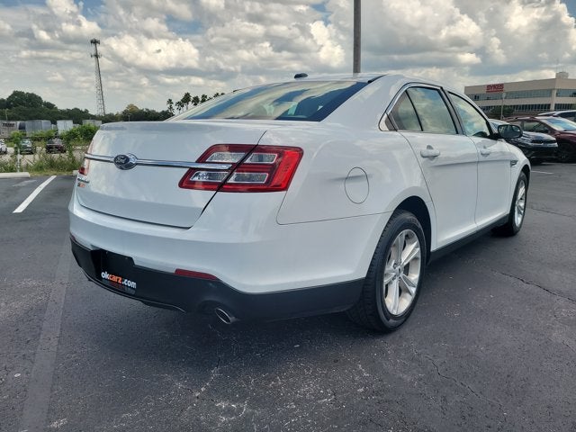2018 Ford Taurus SE