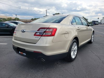 2017 Ford Taurus SEL
