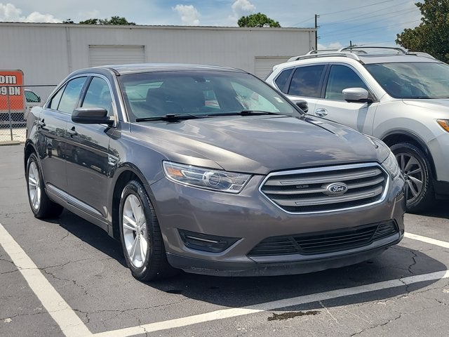 2017 Ford Taurus SEL